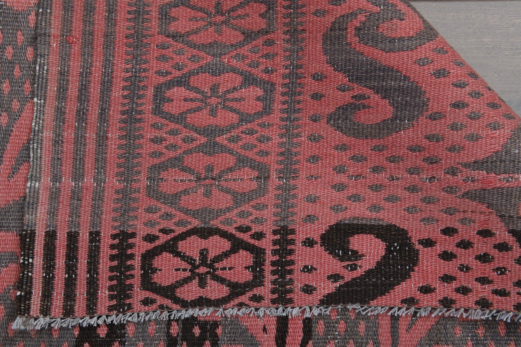 Terpsidike kilim: 1960s handwoven flatweave Anatolian kilim with oriental motifs