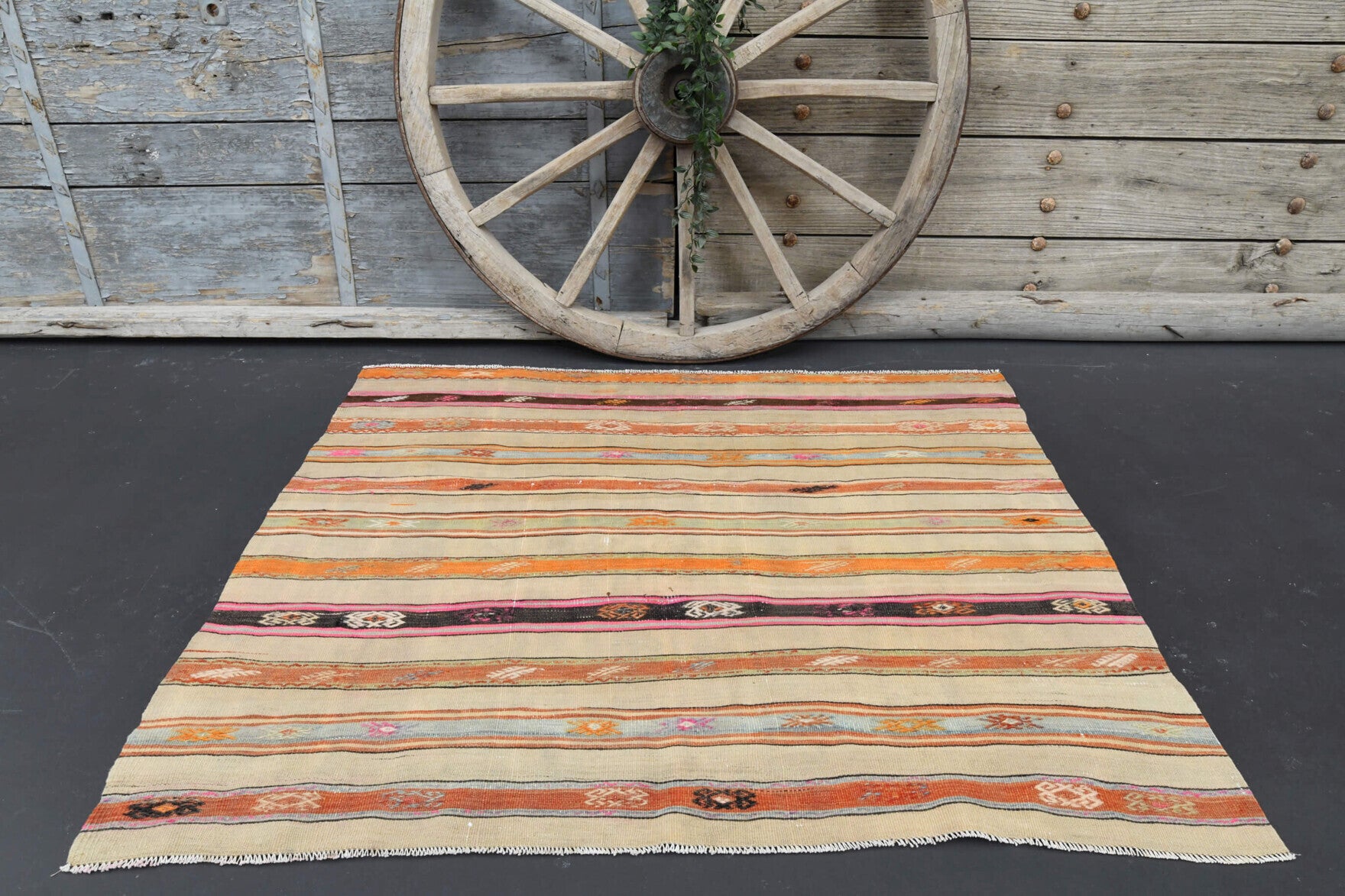 124x144 cm vintage Anatolian kilim rug – Sosiphyllis, flatweave, wool