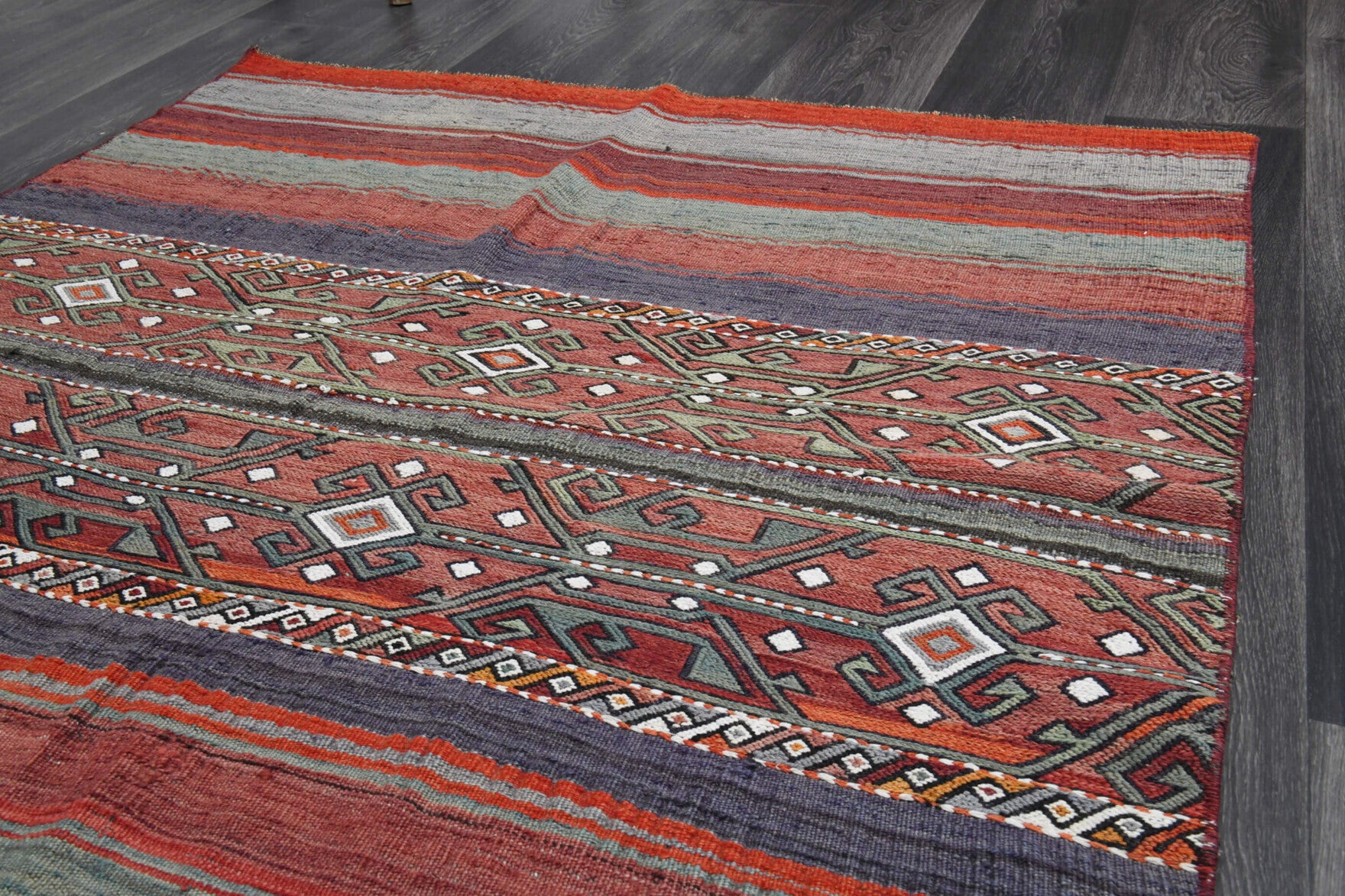 Solmaz kilim: 1960s handwoven flatweave Anatolian kilim with oriental motifs