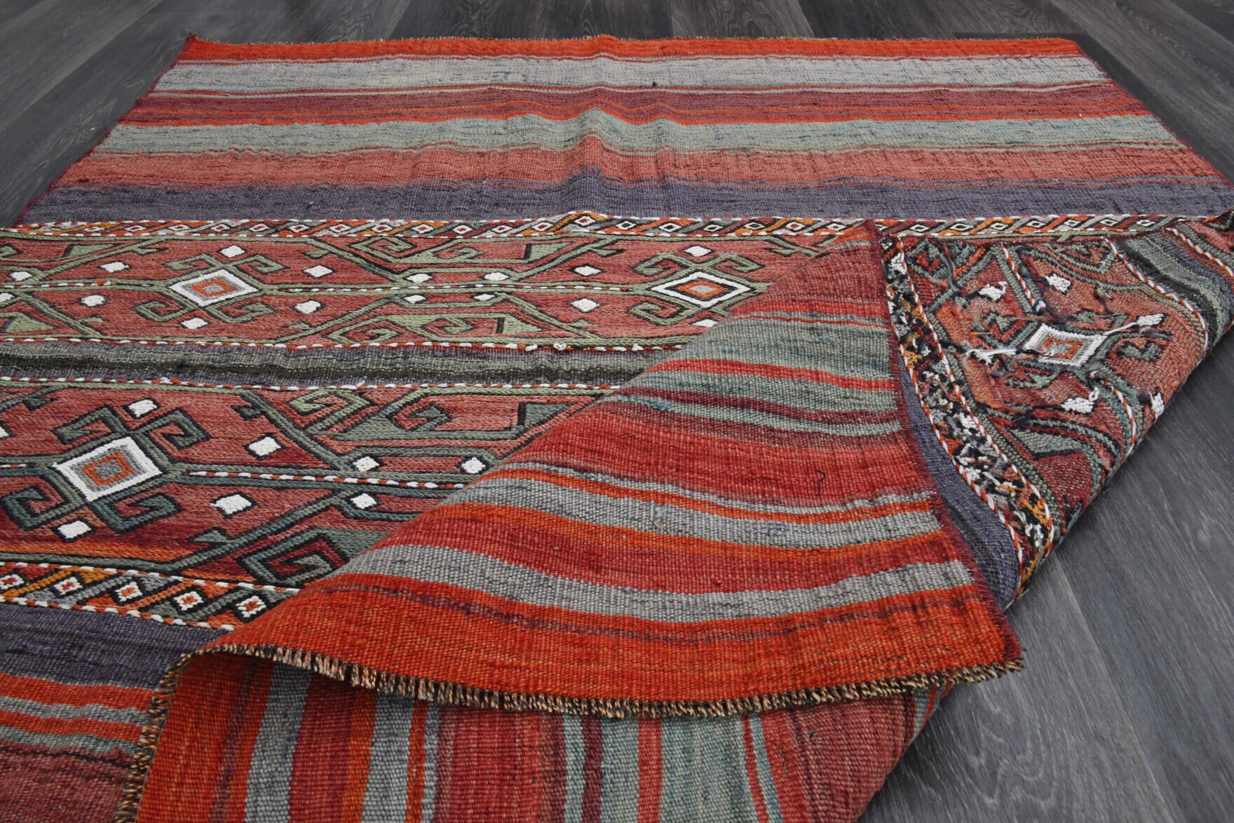 Hand-crafted Anatolian vintage kilim Solmaz in wool, 1960s