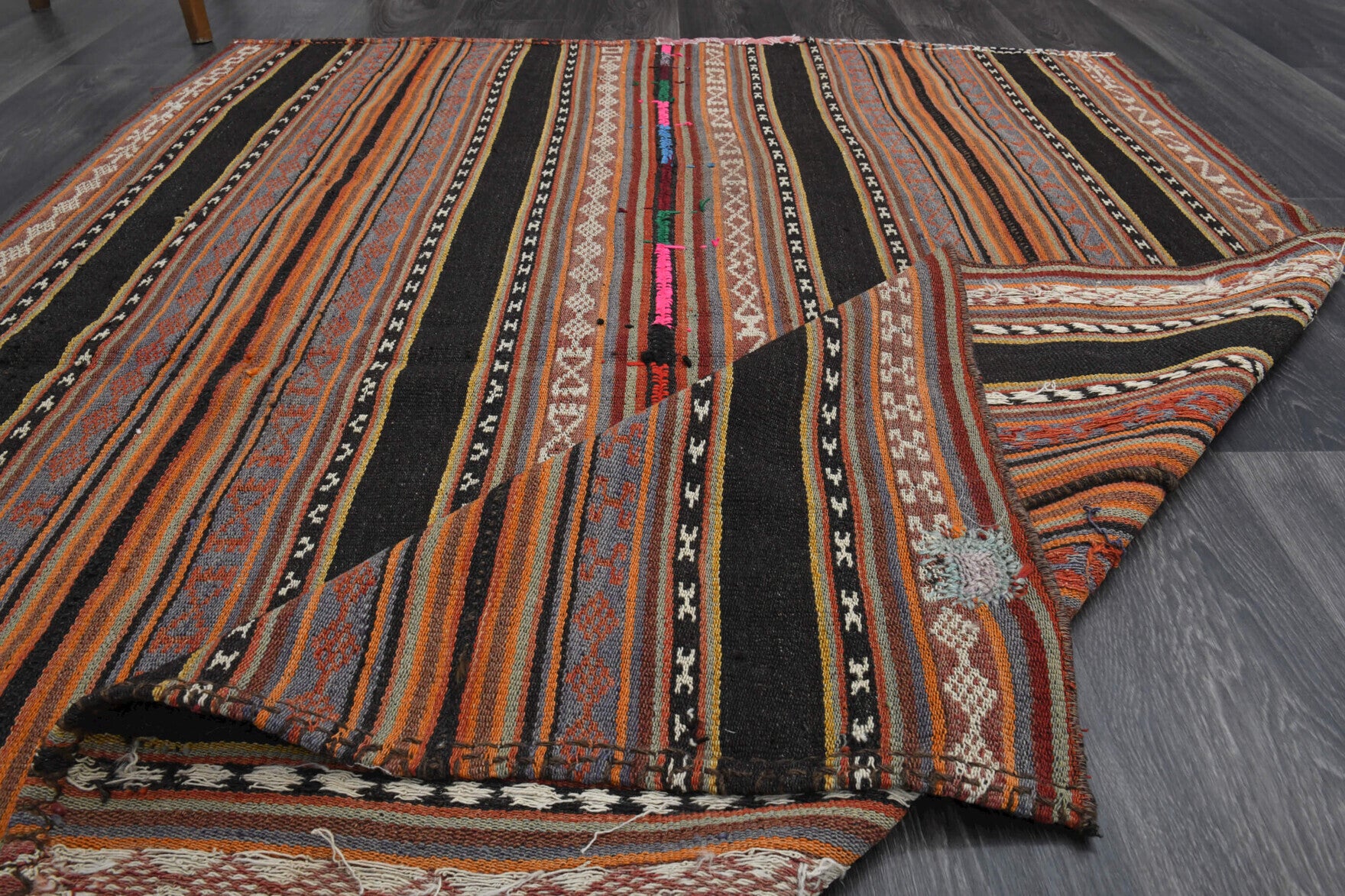 Hand-crafted Anatolian vintage kilim Smaragdonassa in wool, 1960s