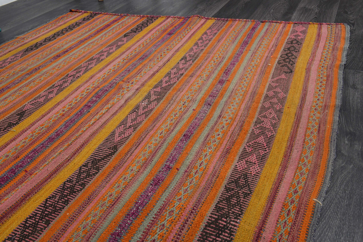 Sirinsima kilim: 1960s handwoven flatweave Anatolian kilim with oriental motifs