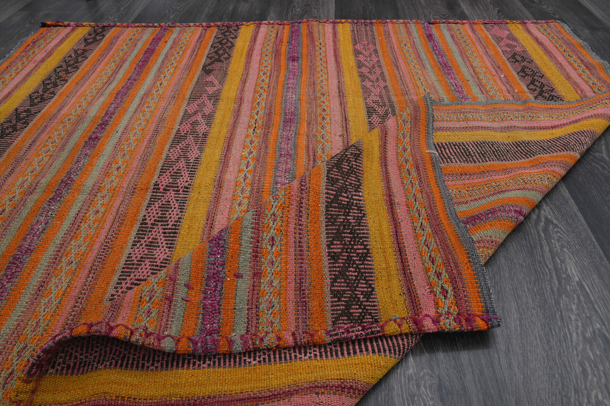 Hand-crafted Anatolian vintage kilim Sirinsima in wool, 1960s