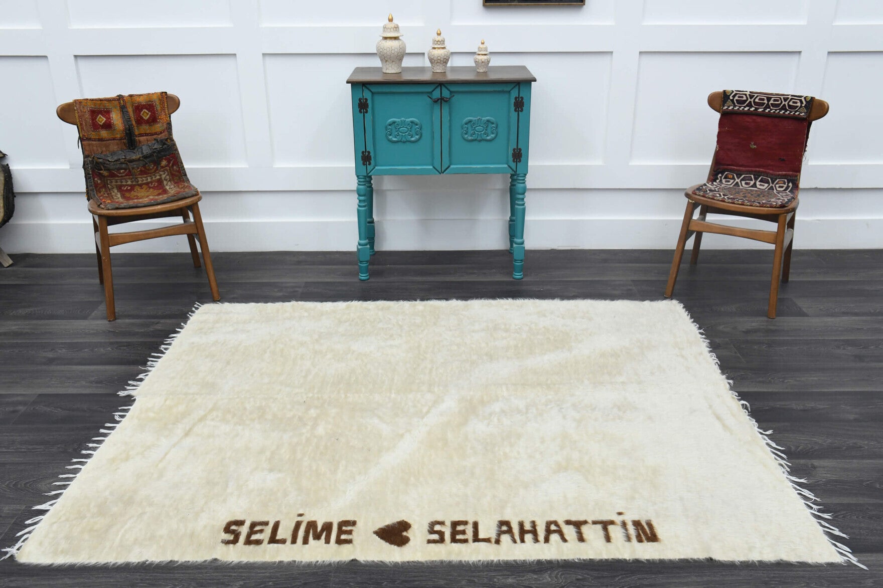 One-of-a-kind 1960s Anatolian vintage kilim rug in wool, 5'2" x 6'8"