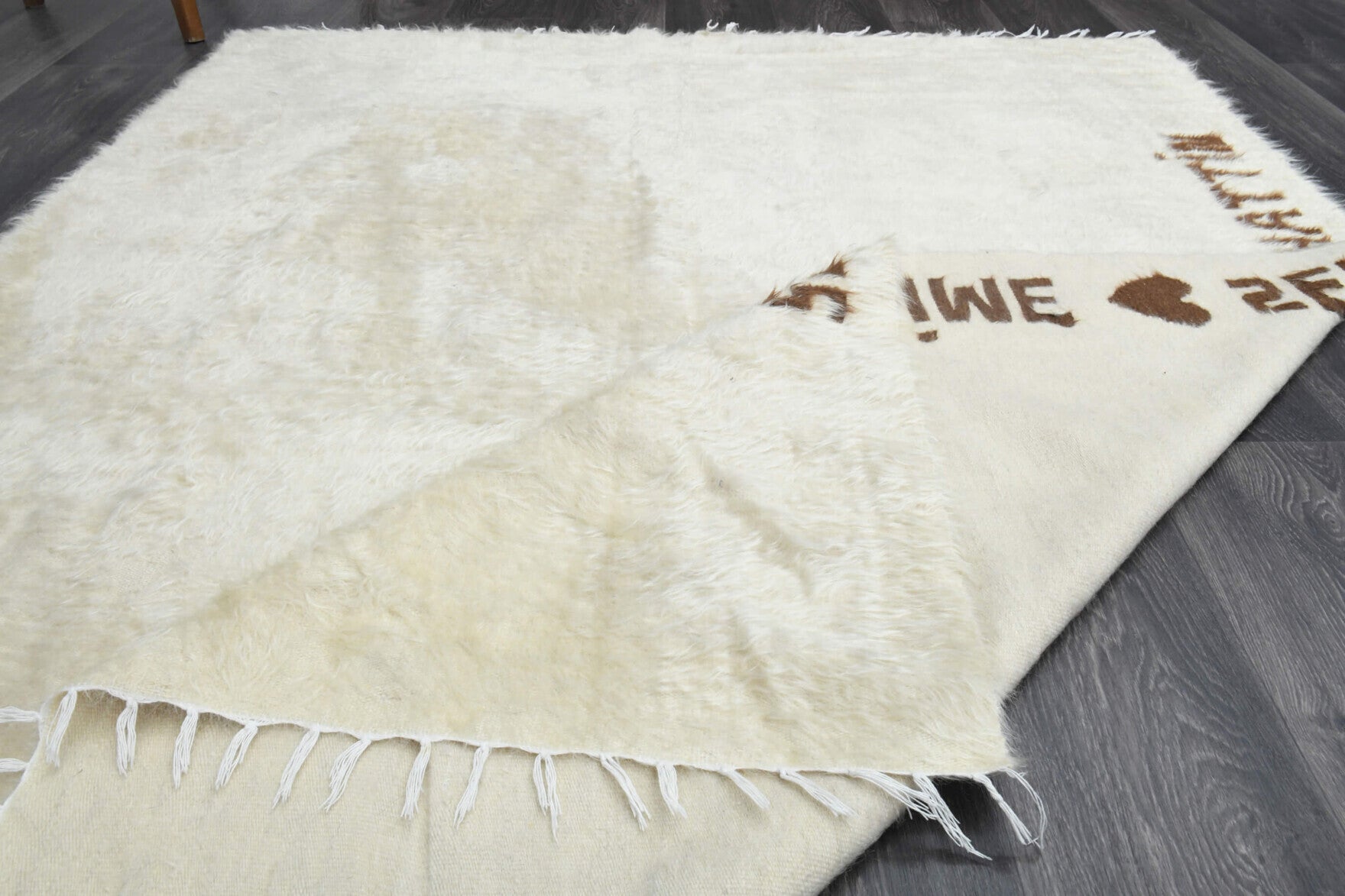 Hand-crafted Anatolian vintage kilim Simgepare Lovers in wool, 1960s