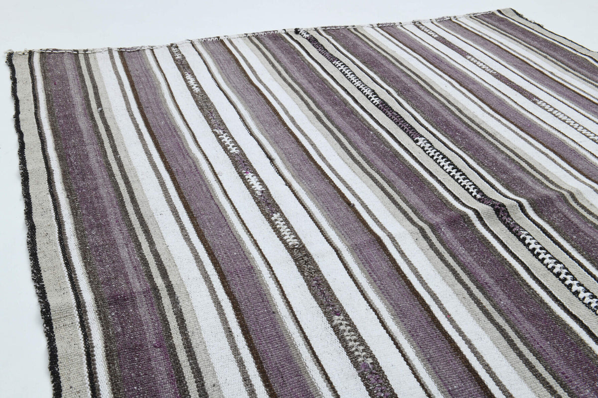 One-of-a-kind 1960s Anatolian vintage kilim rug in wool, 5'1" x 6'1"