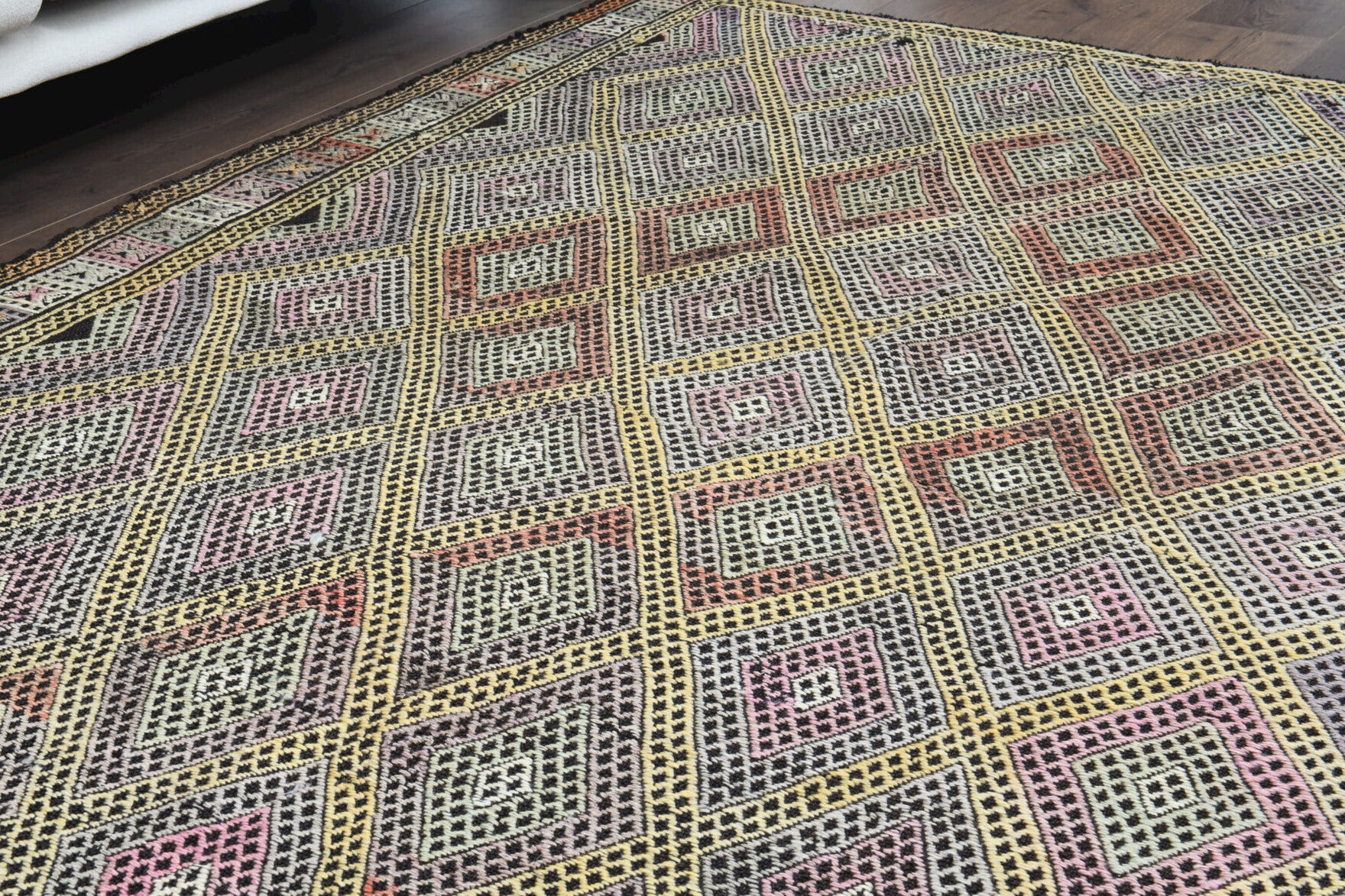 Safaksev kilim: 1960s handwoven flatweave Anatolian kilim with ikat motifs