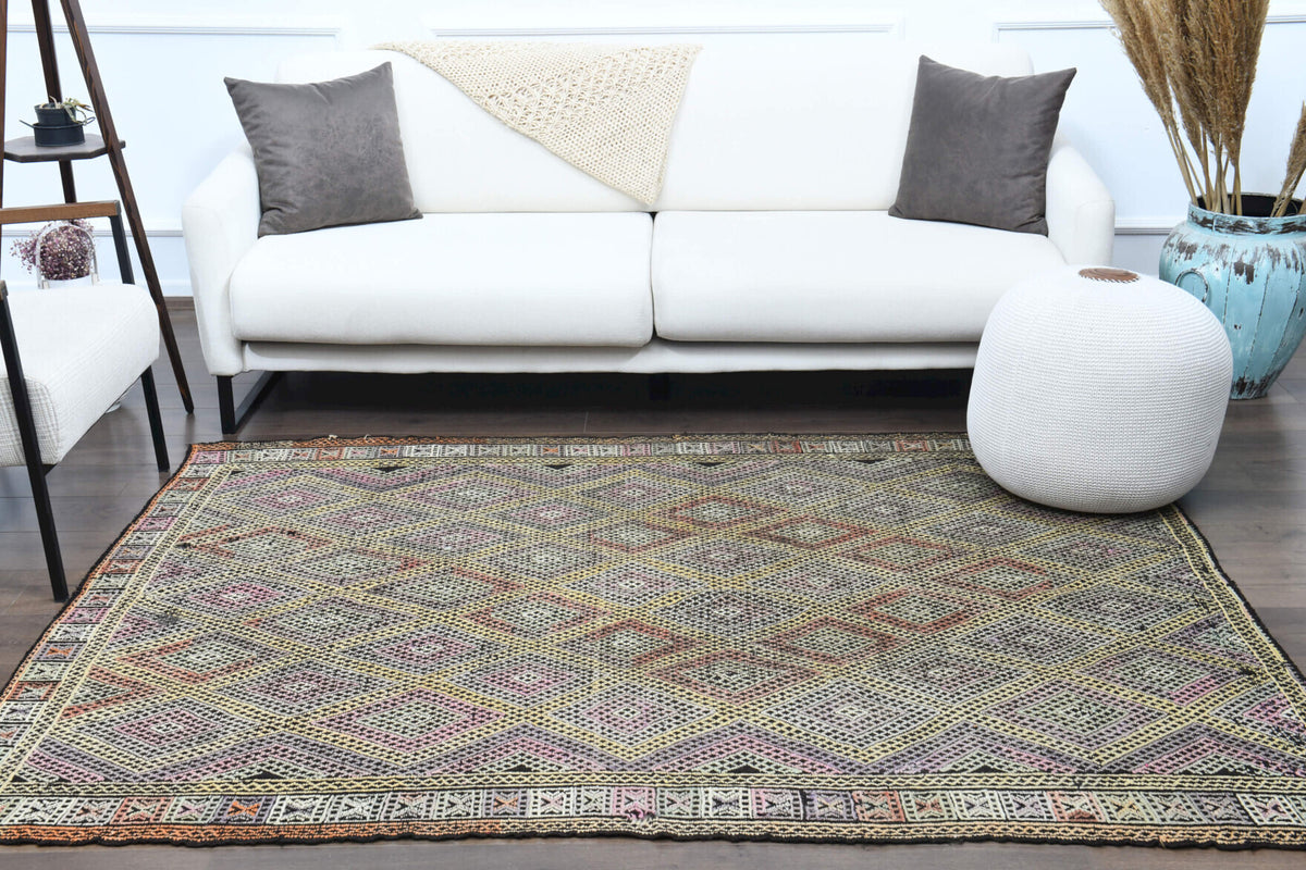 Authentic Anatolian vintage kilim rug (1960s) with ikat design – one-of-a-kind at Fame Rugs
