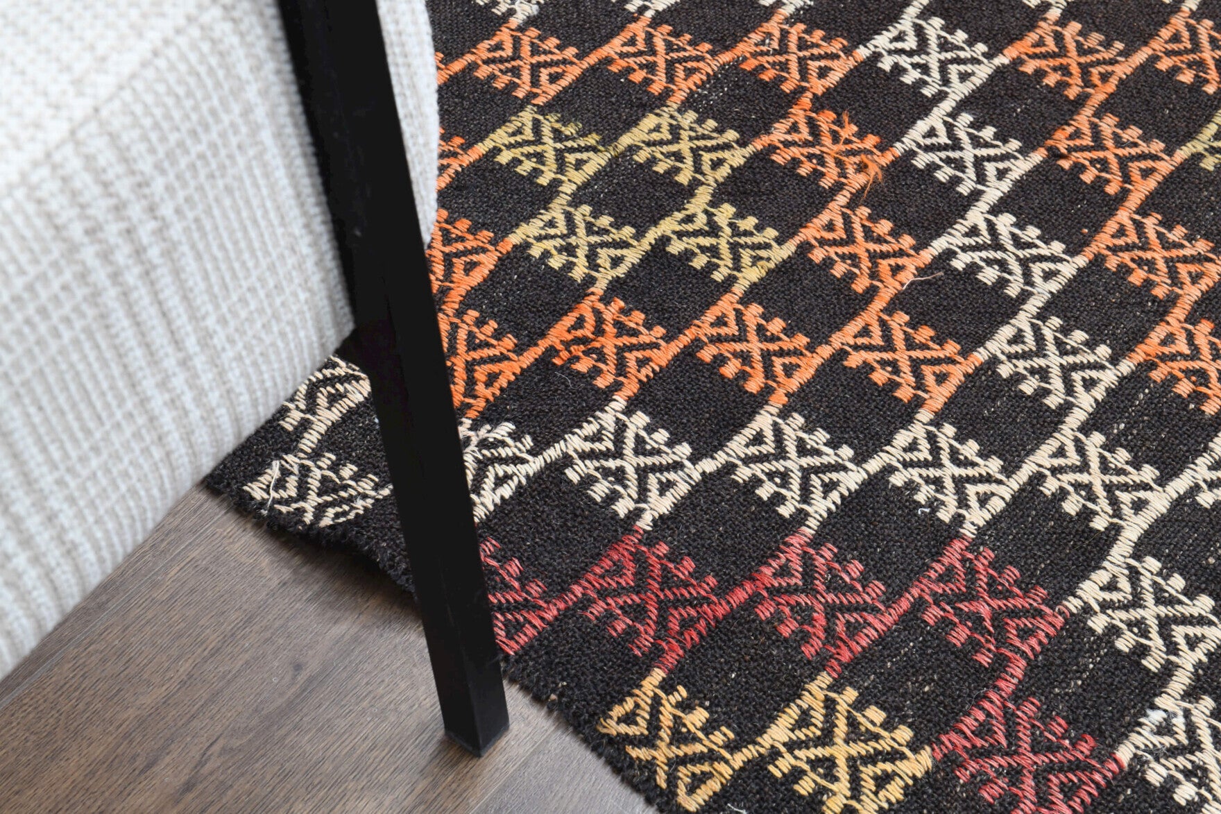 Semabike kilim: 1960s handwoven flatweave Anatolian kilim with geometric motifs