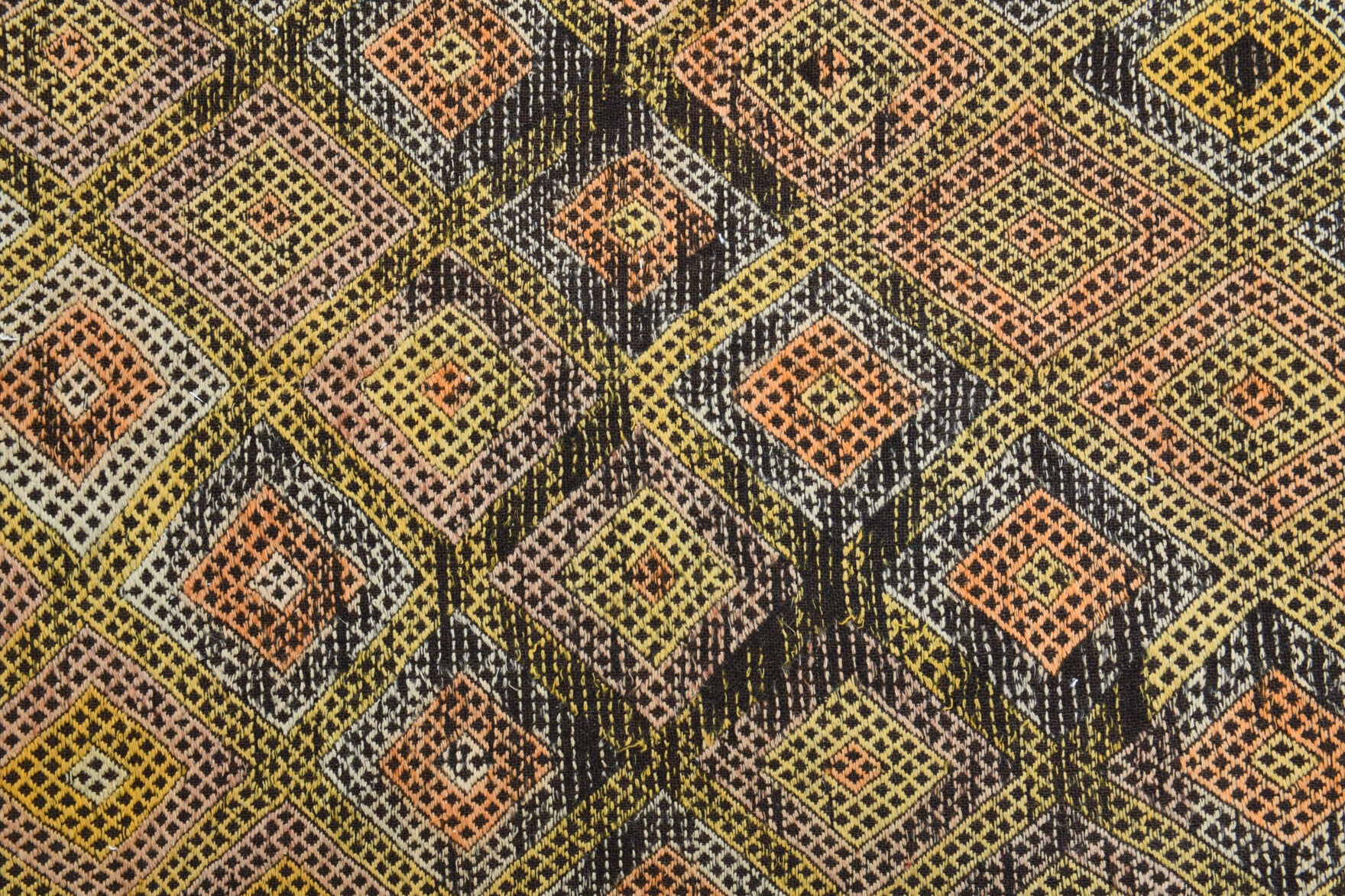 Siderokleia kilim: 1960s handwoven flatweave Anatolian kilim with geometric motifs