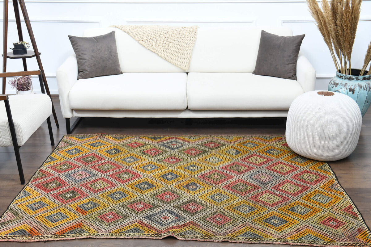 Authentic Anatolian vintage kilim rug (1960s) with ikat design – one-of-a-kind at Fame Rugs