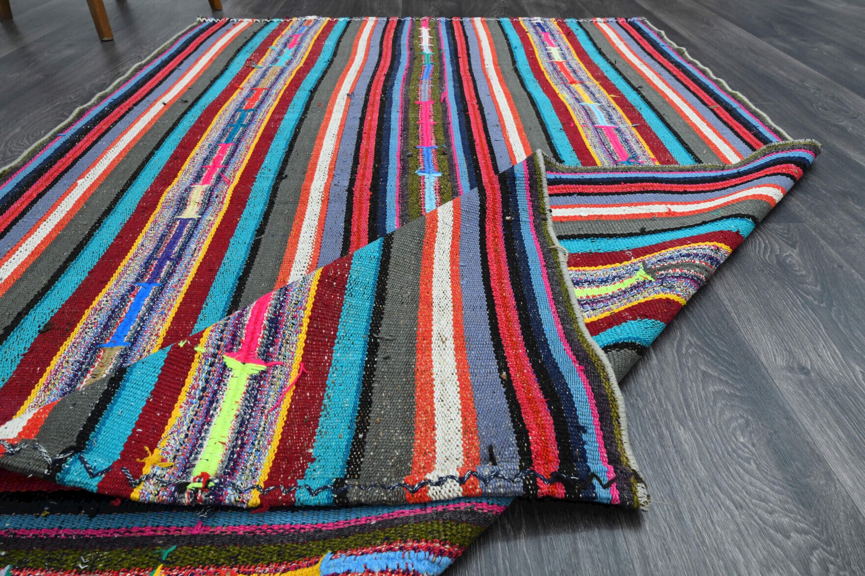 Nessel – vintage striped kilim for living room or bedroom, 4'6" x 7'2" (137x218 cm)