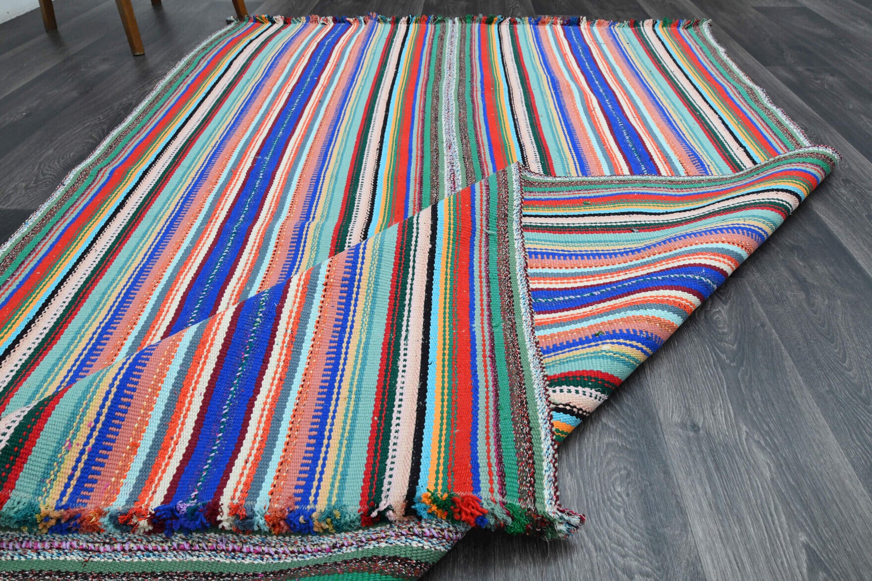 Authentic Anatolian vintage kilim rug (1960s) with striped design – one-of-a-kind at Fame Rugs