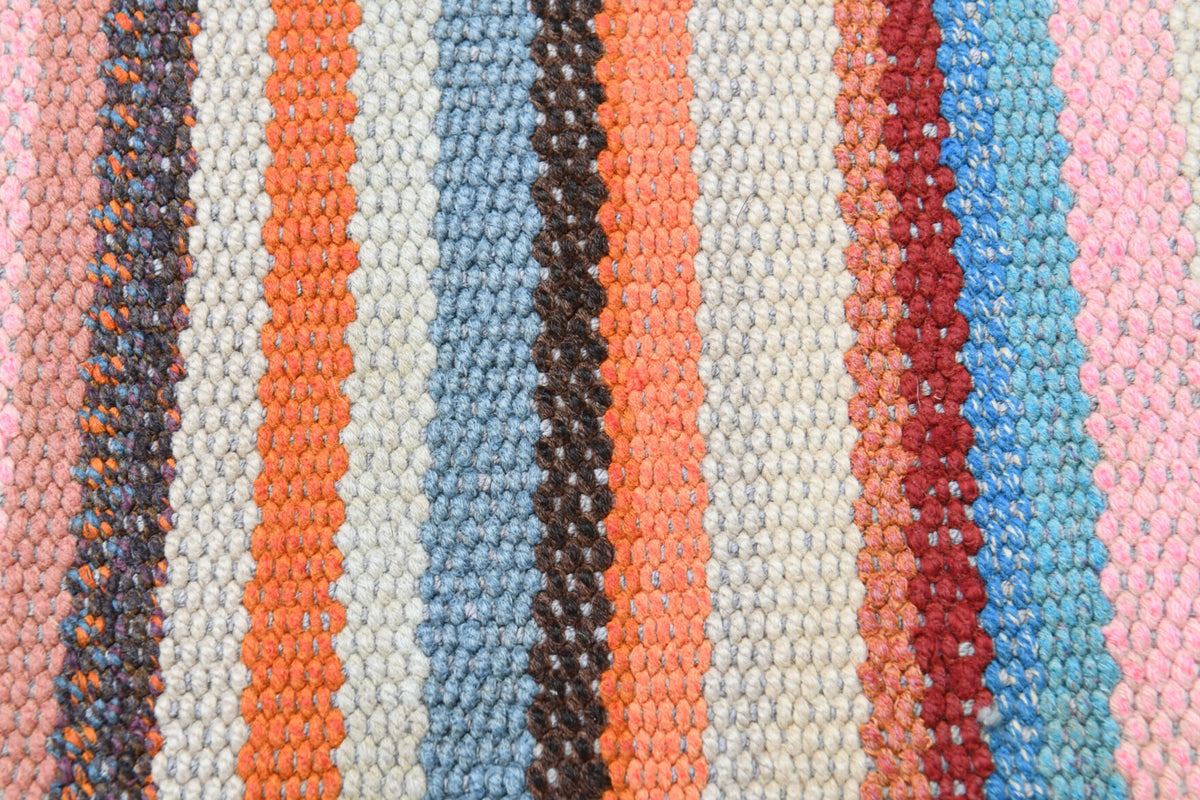 One-of-a-kind 1960s Anatolian vintage kilim rug in wool, 4'9" x 7'5"