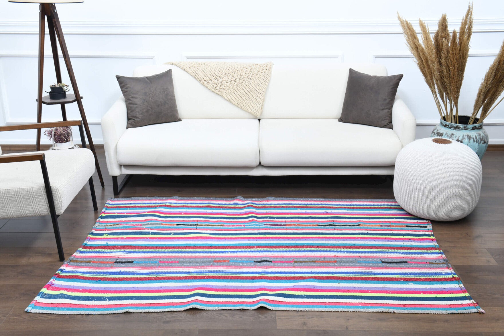 Authentic Anatolian vintage kilim rug (1960s) with striped design – one-of-a-kind at Fame Rugs