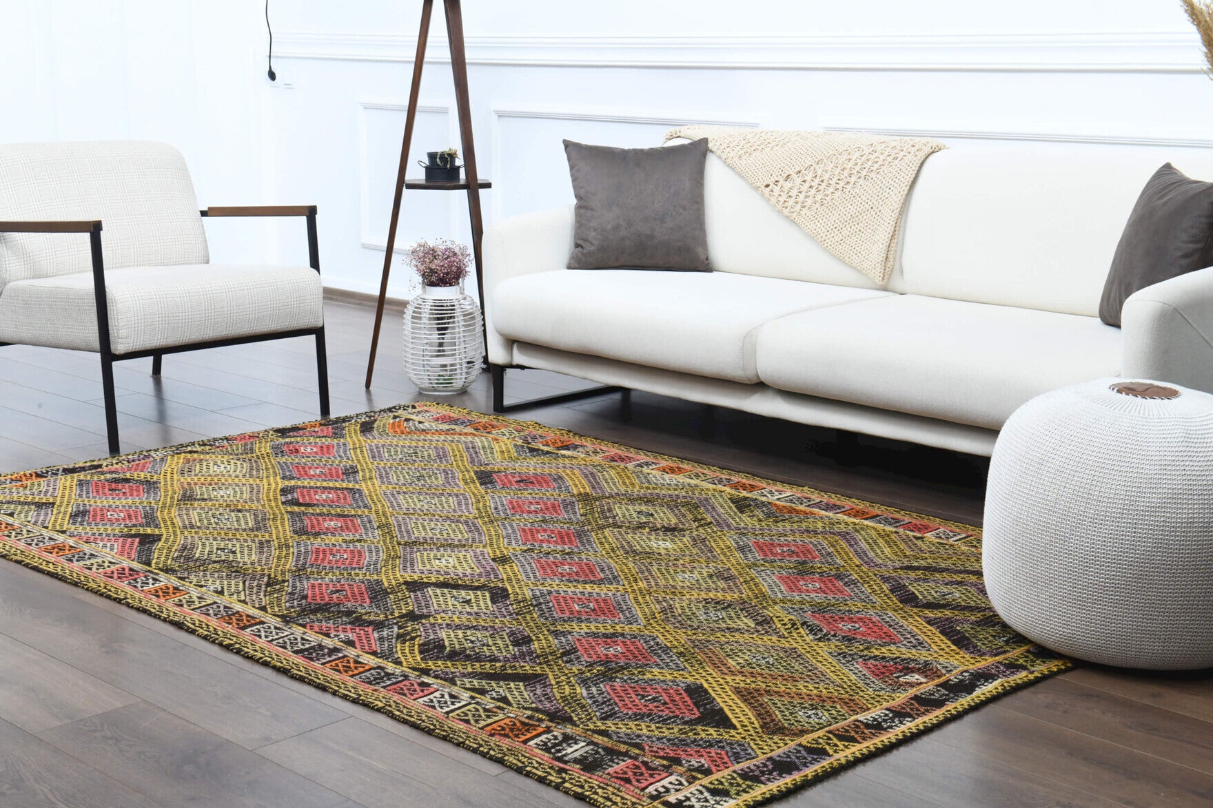 Handmade Vintage Area Kilim Rug