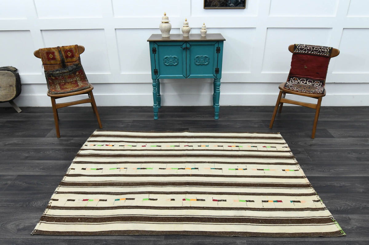 One-of-a-kind 1960s Anatolian vintage kilim rug in wool, 4'3" x 6'6"
