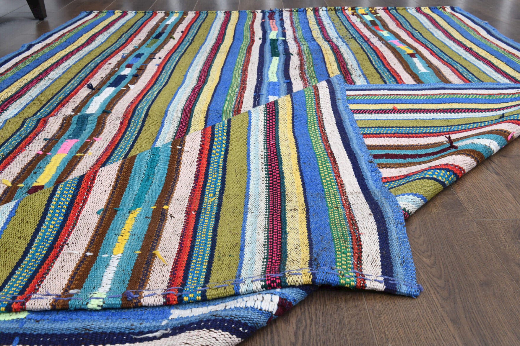 Melek kilim: 1960s handwoven flatweave Anatolian kilim with striped motifs and fabric backing