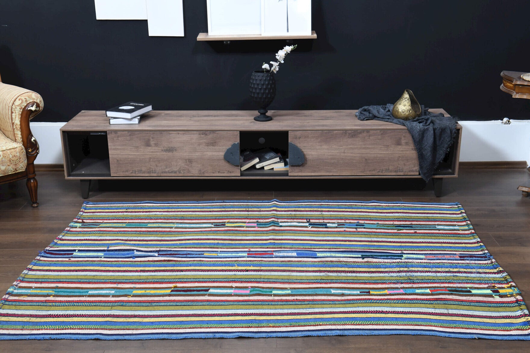 Authentic Anatolian vintage kilim rug (1960s) with striped design – one-of-a-kind at Fame Rugs