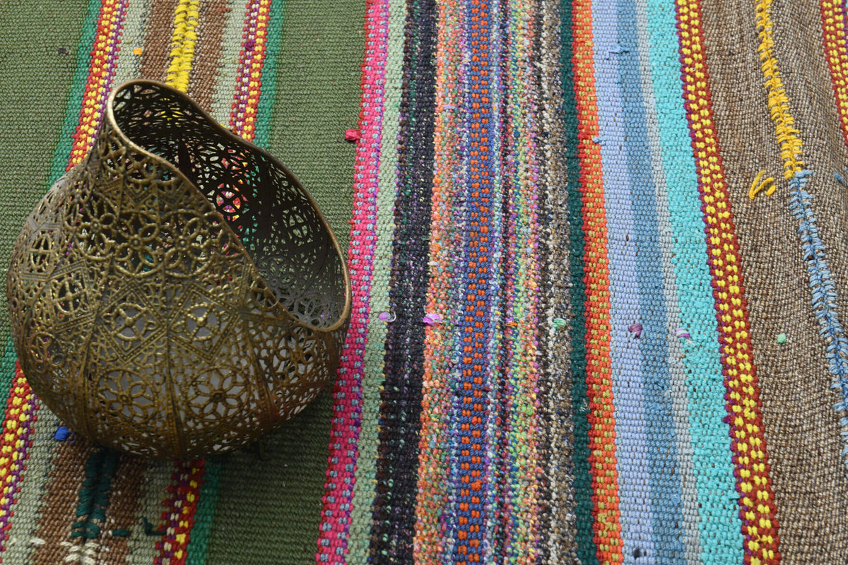 Authentic Anatolian vintage kilim rug (1960s) with striped design – one-of-a-kind at Fame Rugs