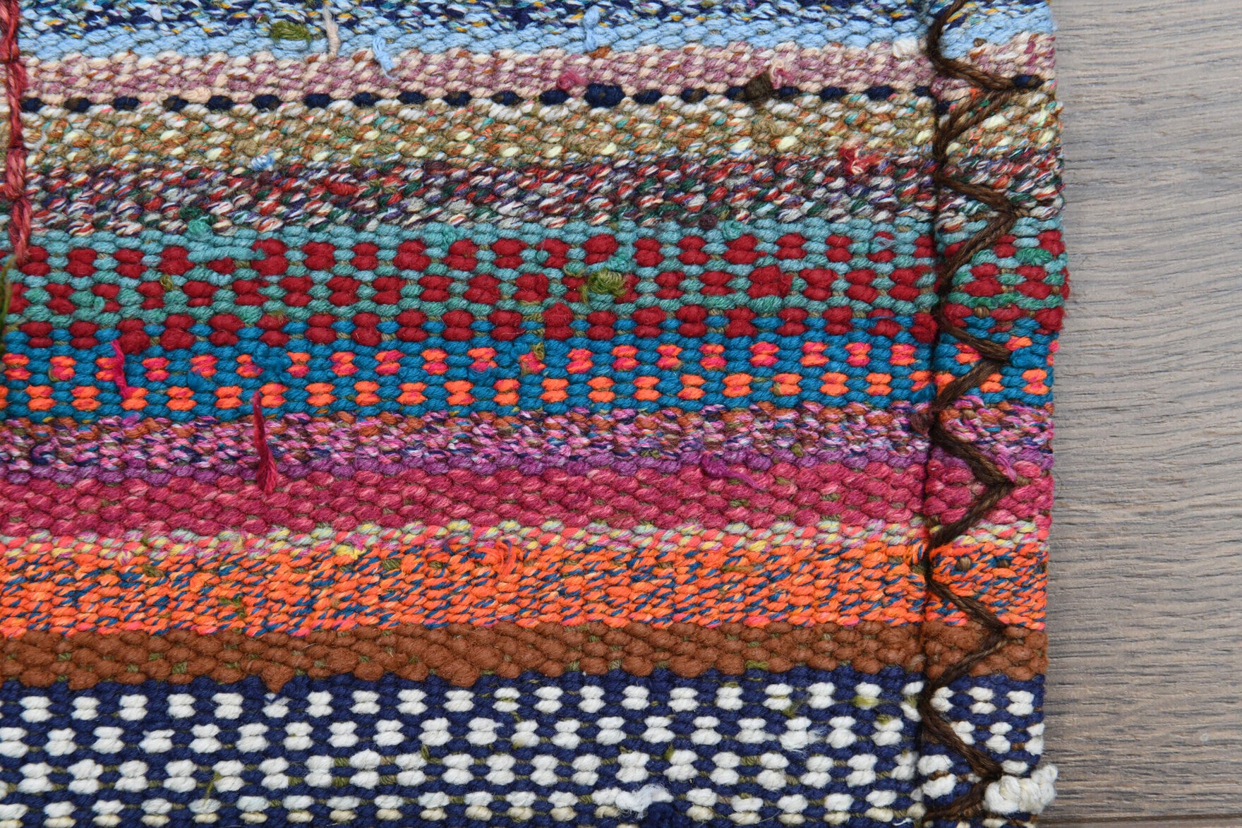 One-of-a-kind 1960s Anatolian vintage kilim rug in wool, 5'6" x 6'4"