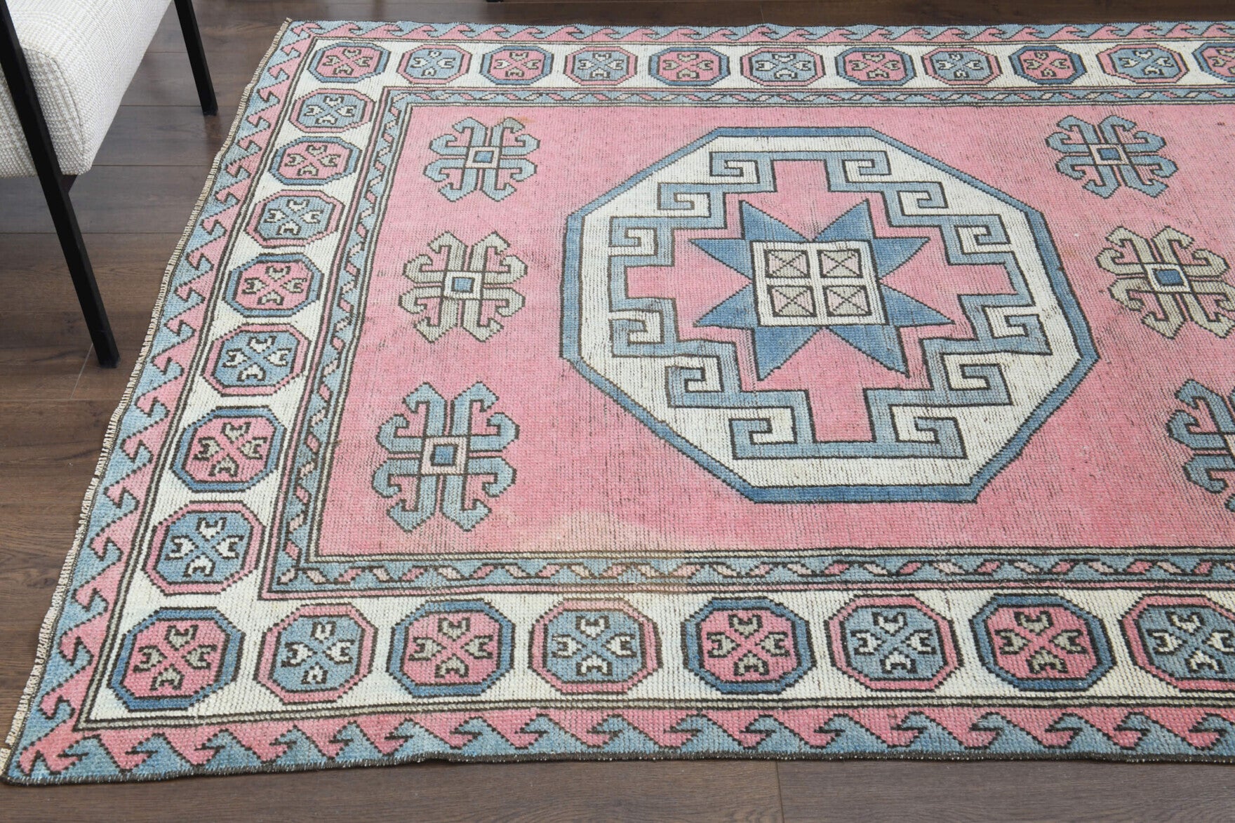 166x260 cm vintage Anatolian area rug – Suzanperver, low pile, wool