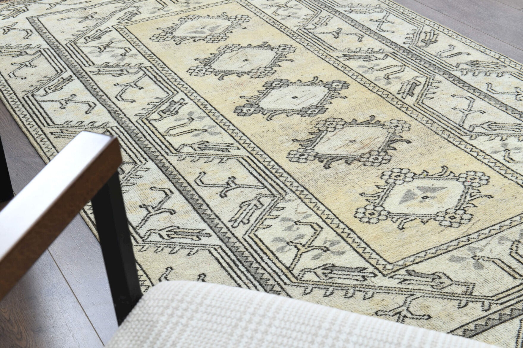 Authentic Anatolian vintage area rug (1970s) with tribal design – one-of-a-kind at Fame Rugs