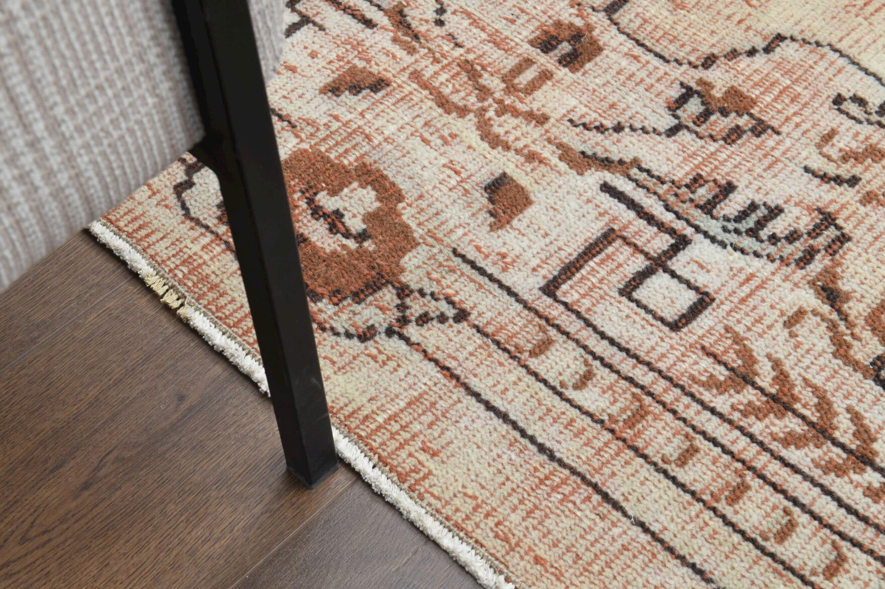 Tiger - One-of-a-kind Vintage Oushak Handmade Rug