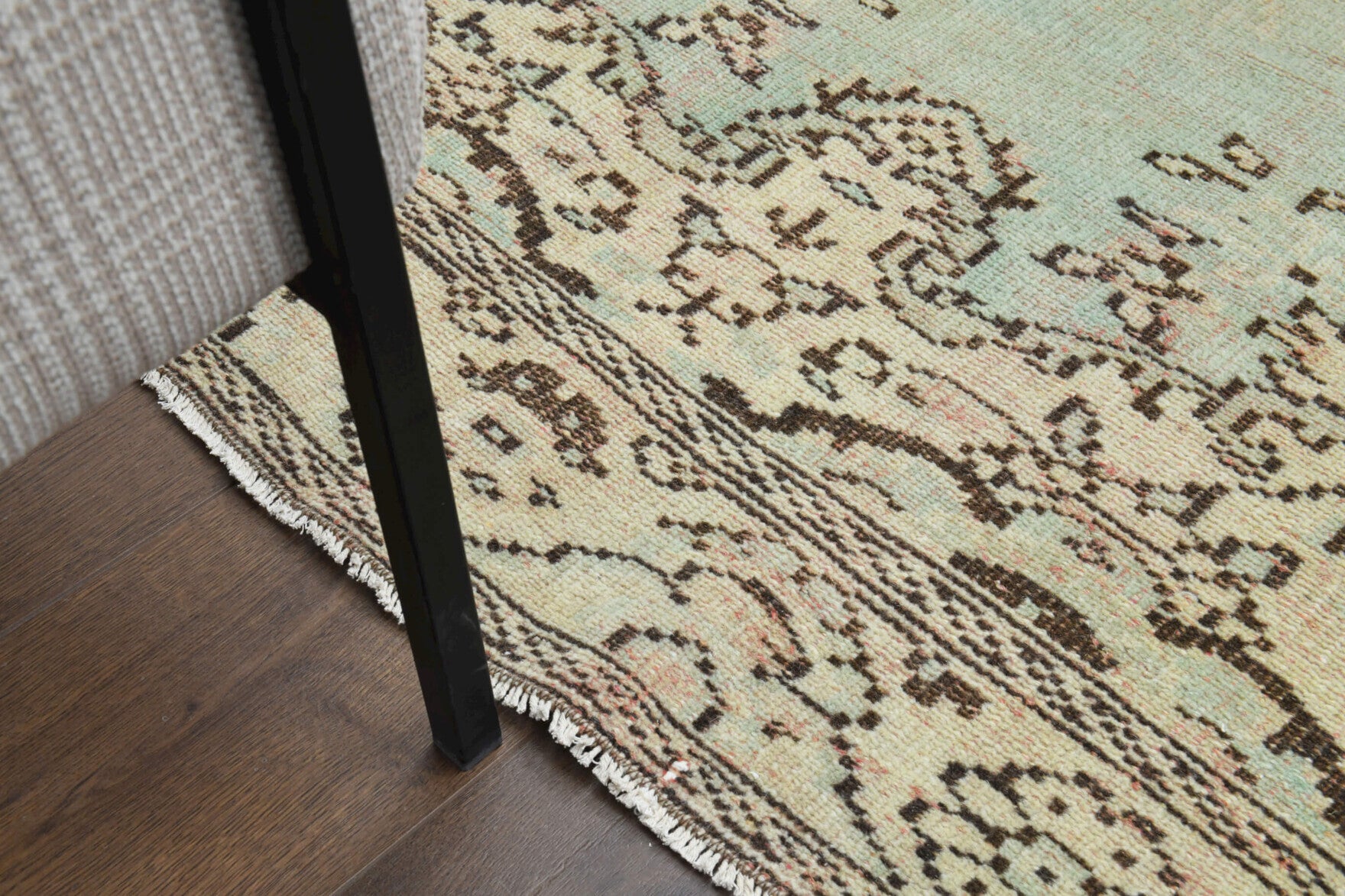 157x238 cm vintage Anatolian area rug – Toprakcihan Mystic, low pile, wool