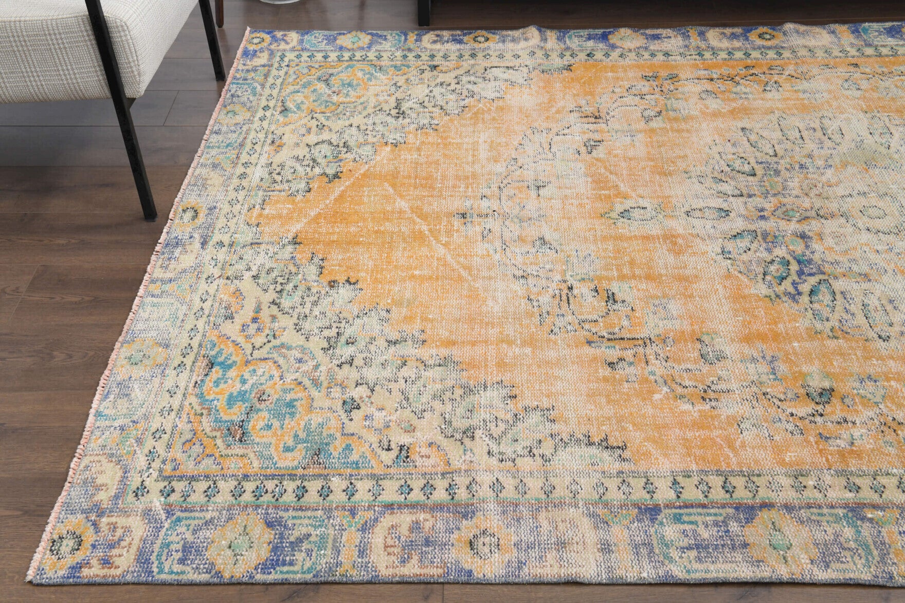 One-of-a-kind 1970s Anatolian vintage area rug in wool, 6'3" x 9'4"