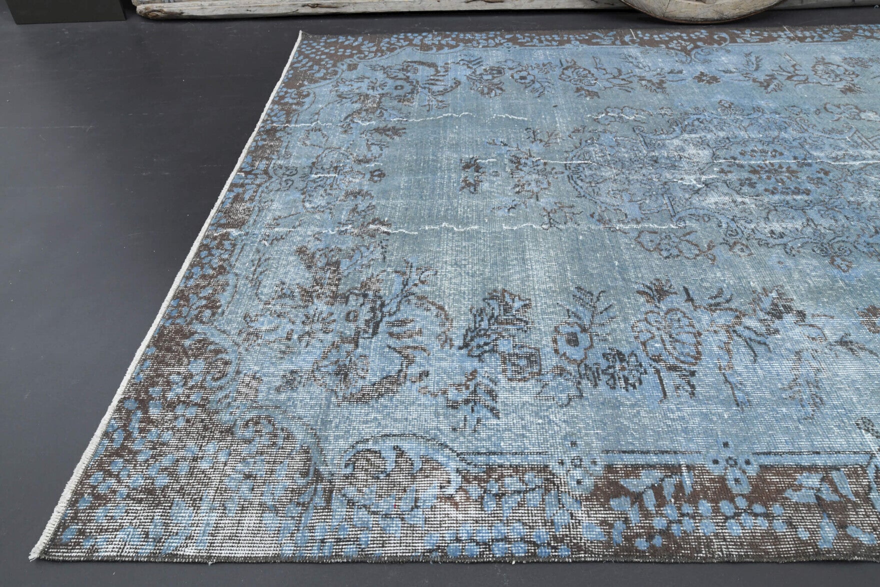 Handmade wool rug from Isparta, Turkey – Oriental Blue Anatolian Vintage Area Rug 6'4" x 9'6"