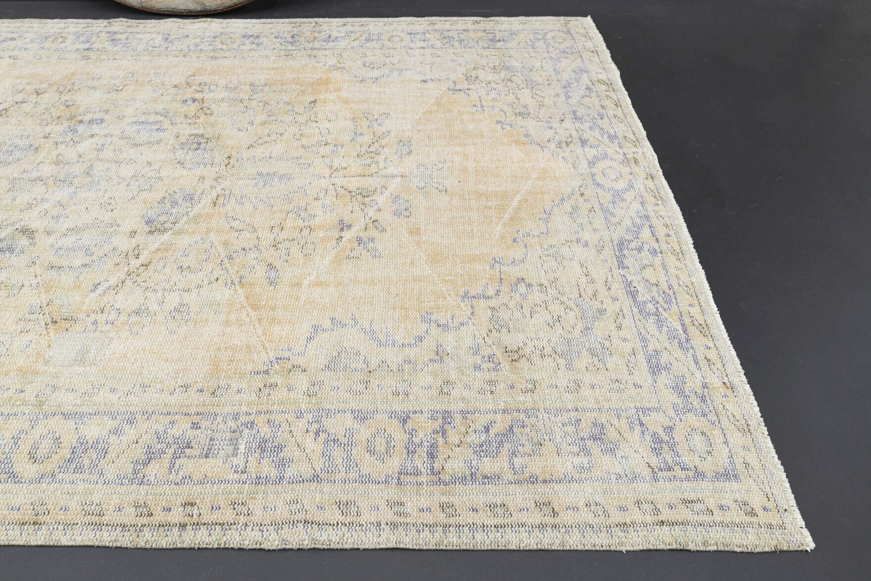 Handmade wool rug from Anatolia, Turkey – Semi-Antique Anatolian Area Rug from 1940's 5'9" x 8'10"