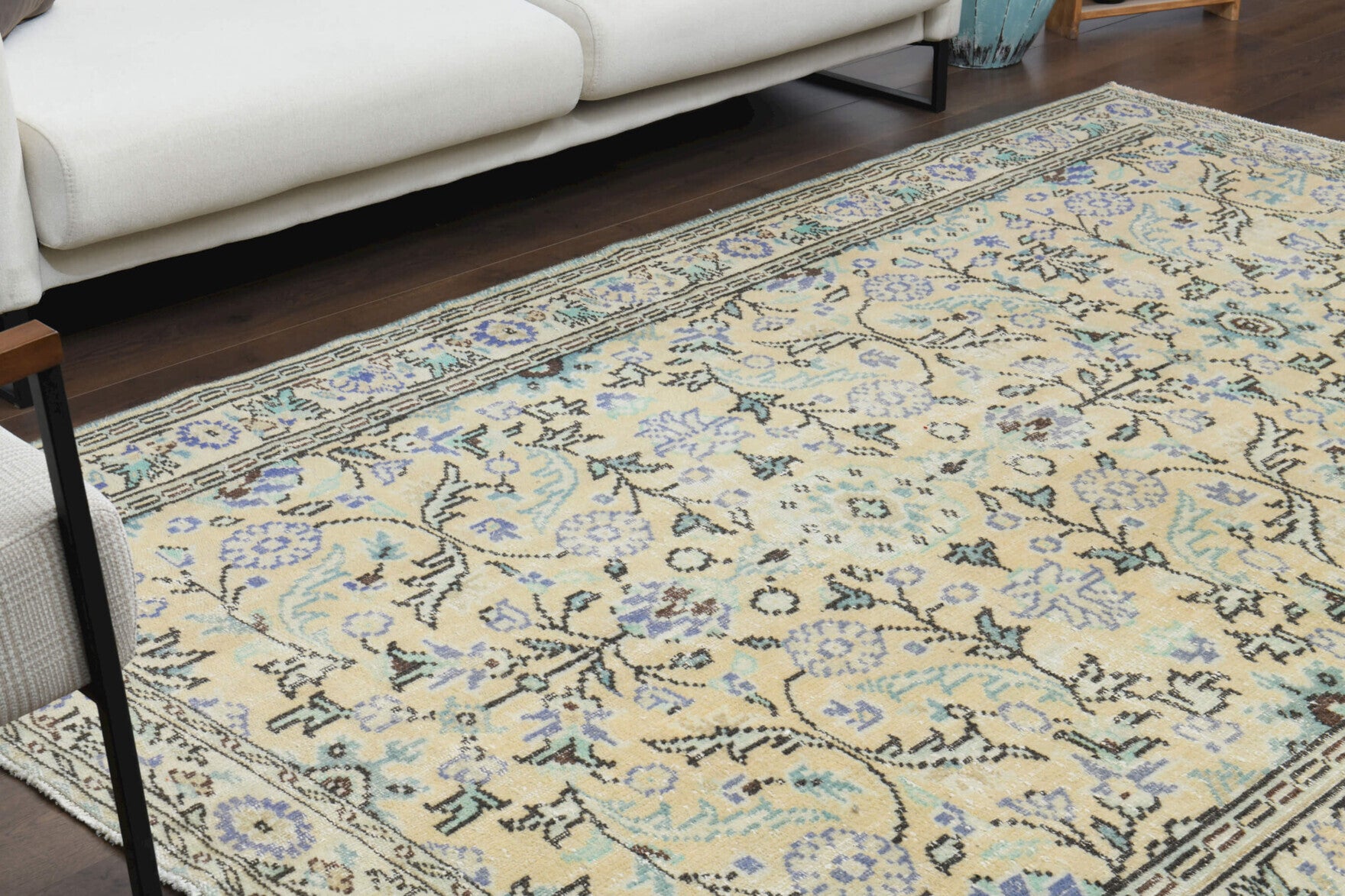 185x279 cm vintage Anatolian area rug – Elpigena, low pile, wool