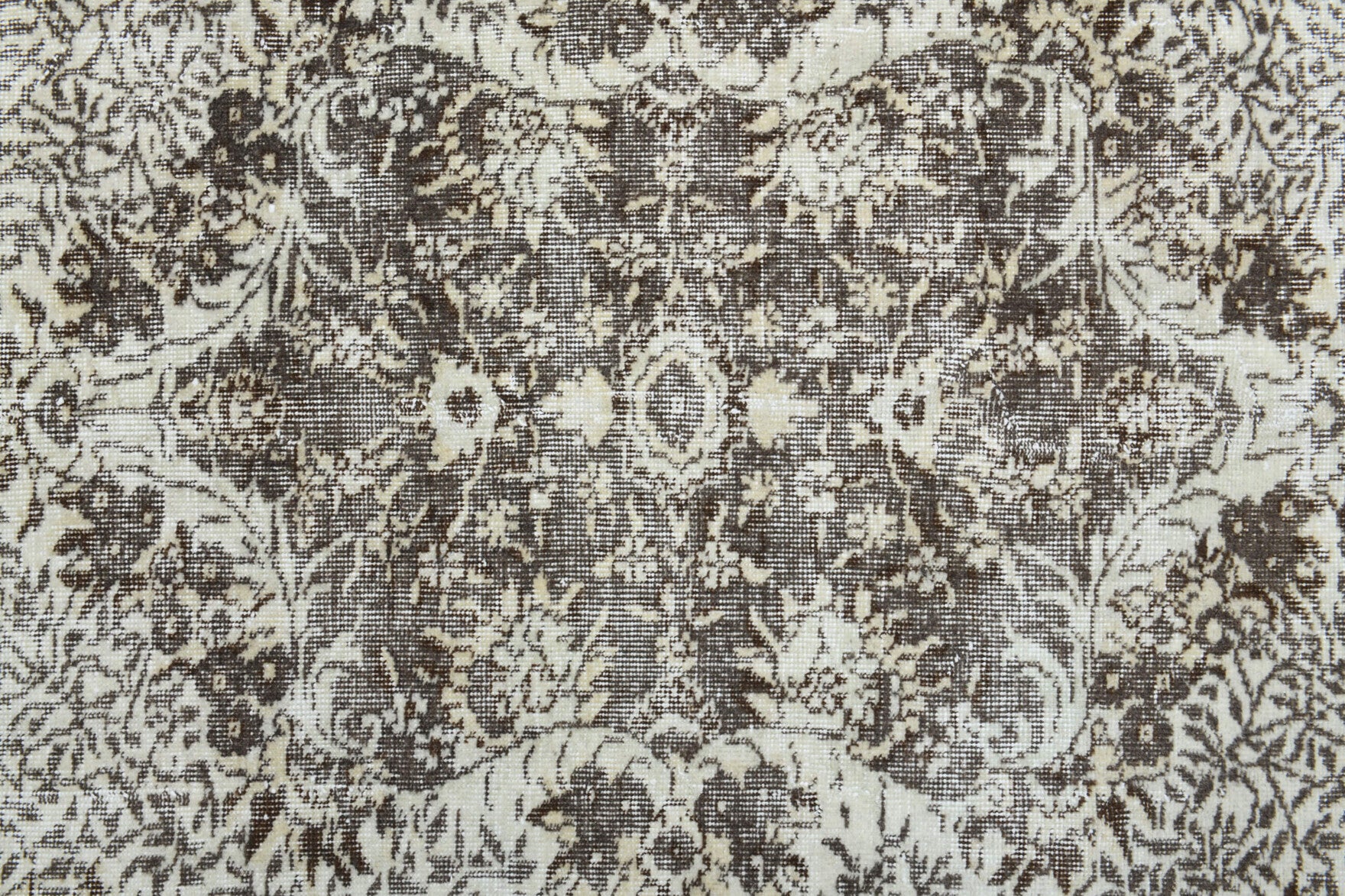 Elmasima – vintage oriental rug for living room or bedroom, 6'2" x 9'4" (187x285 cm)