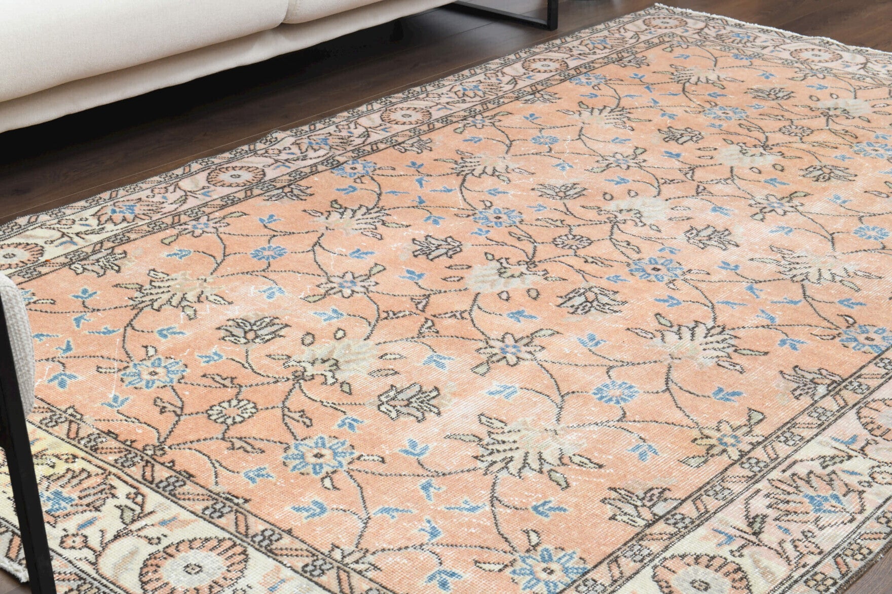 165x266 cm vintage Anatolian area rug – Eirenekleia, low pile, wool