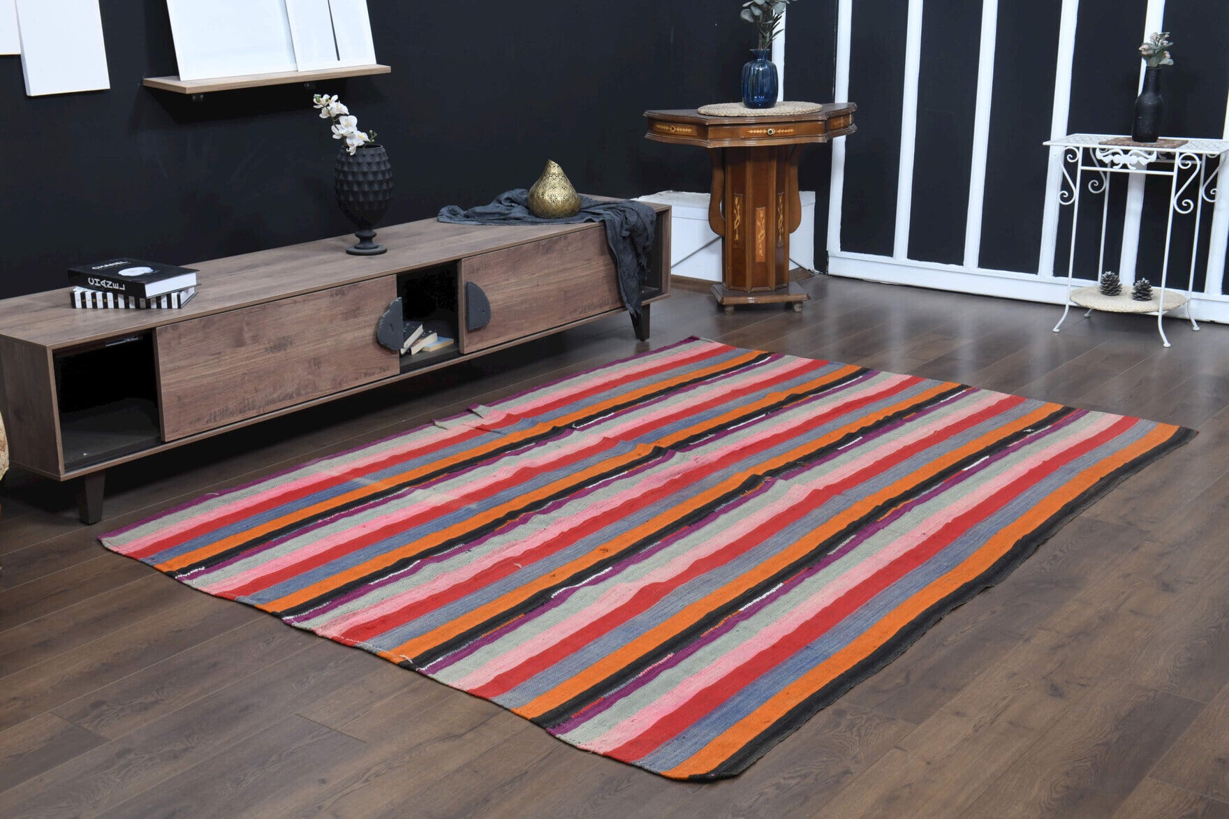 Authentic Anatolian vintage kilim rug (1960s) with striped design – one-of-a-kind at Fame Rugs