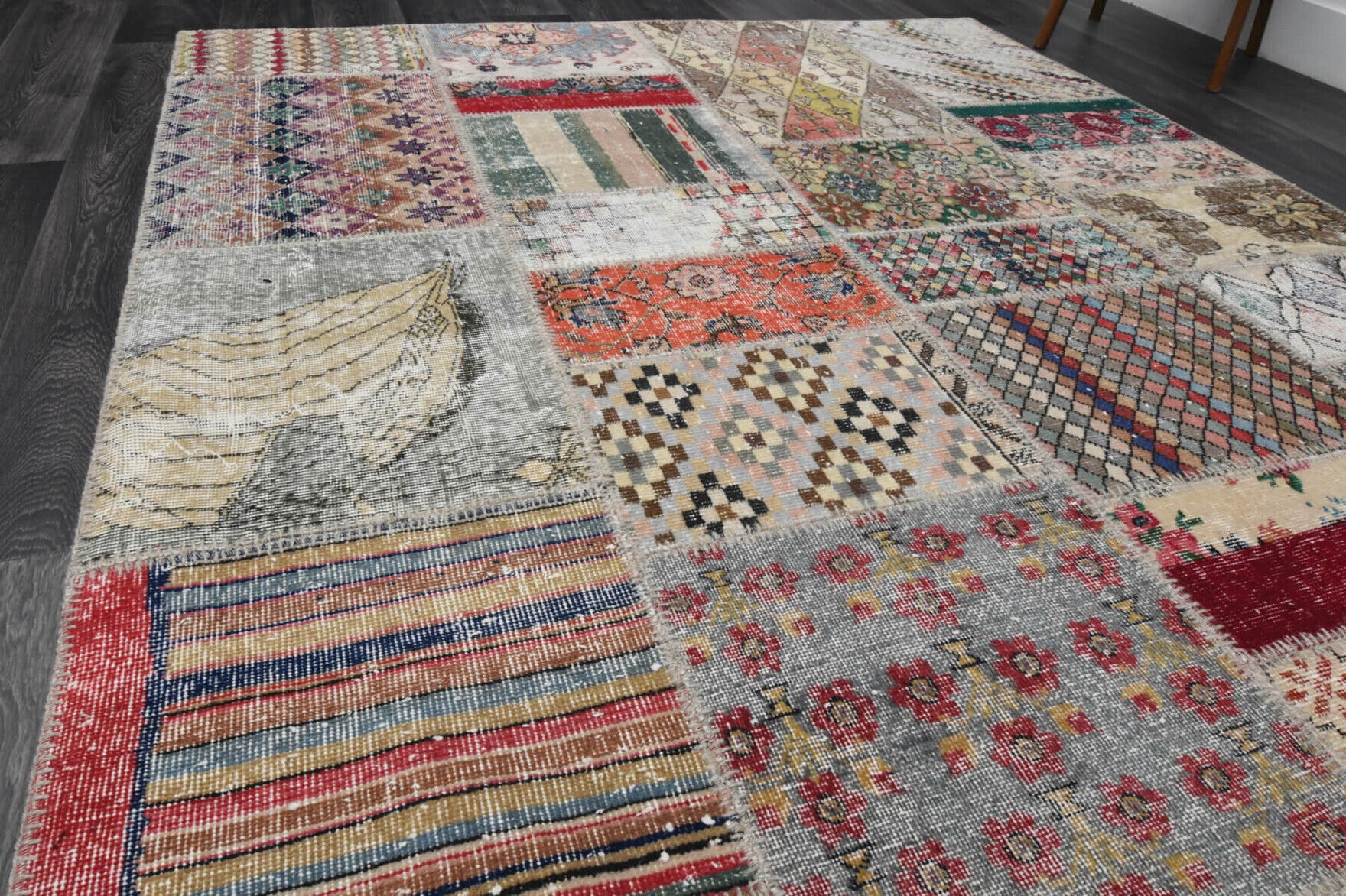 Chrysomelpe rug: 1970s handmade Anatolian rug with oriental motifs and fabric backing