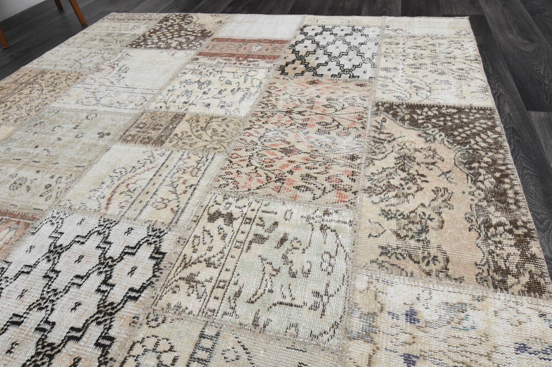 200x298 cm vintage patchwork Anatolian area rug – Ceydadil, low pile, wool