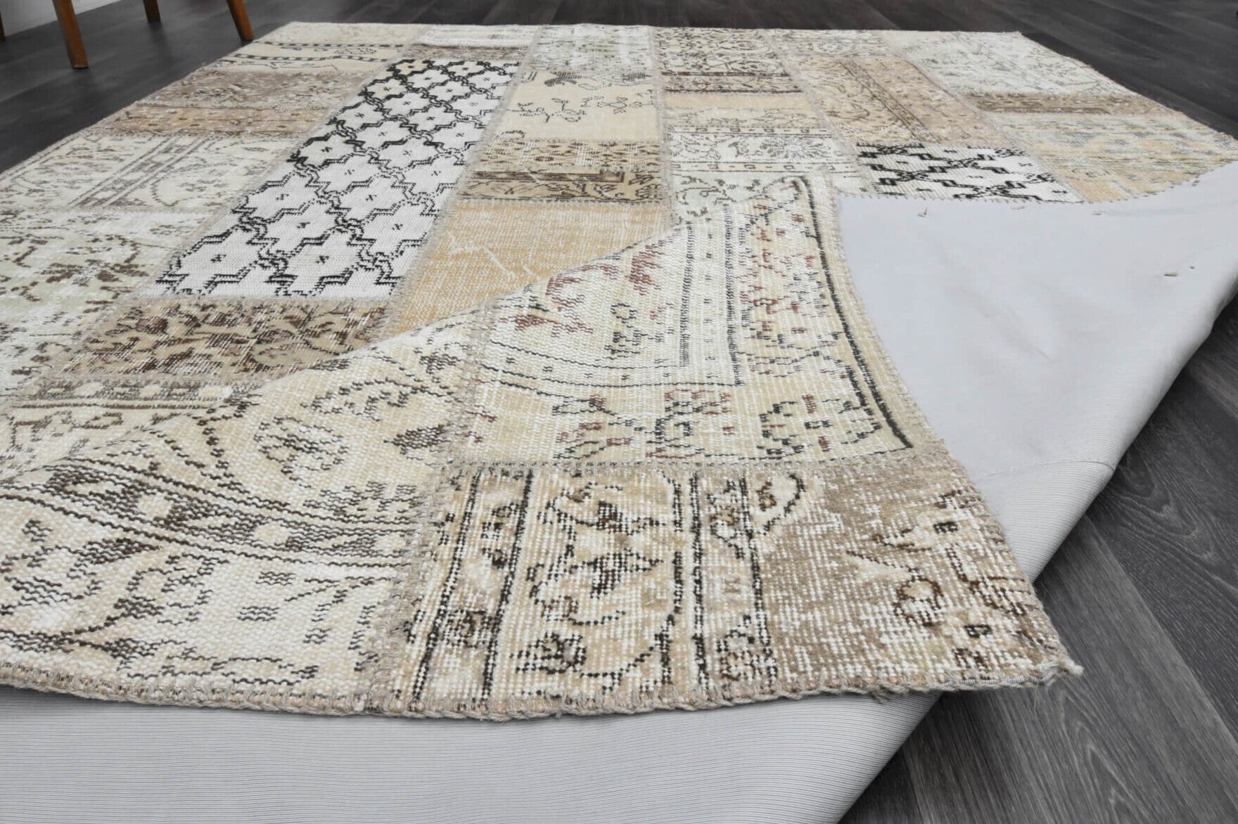 Hand-crafted Anatolian vintage patchwork rug Ceydadeniz in wool, 1980s