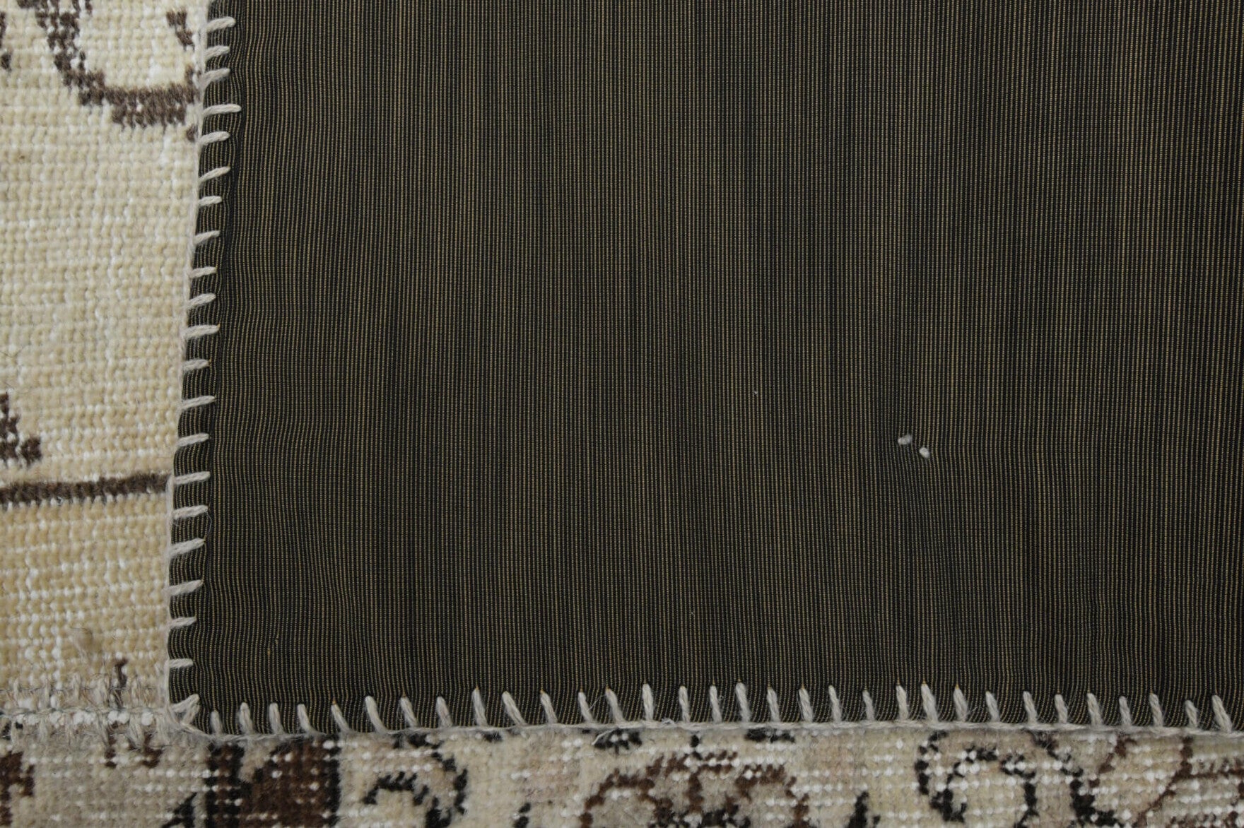 Bulutperi – vintage oriental rug for living room or bedroom, 6'8" x 9'9" (203x298 cm)