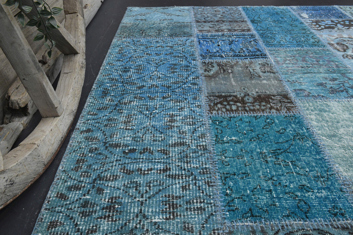 Handmade wool rug from Anatolia, Turkey – Handmade Vintage Blue Area Rug 5'7" x 7'9"
