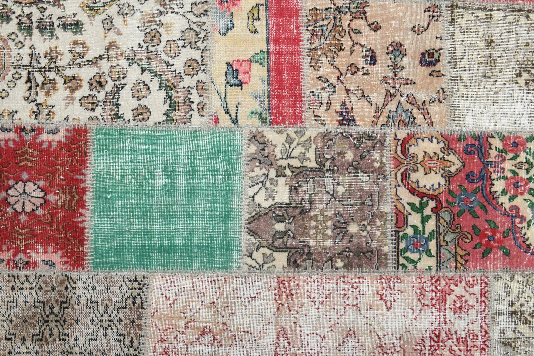 201x310 cm vintage patchwork Anatolian area rug – Berrakgonca, low pile, wool