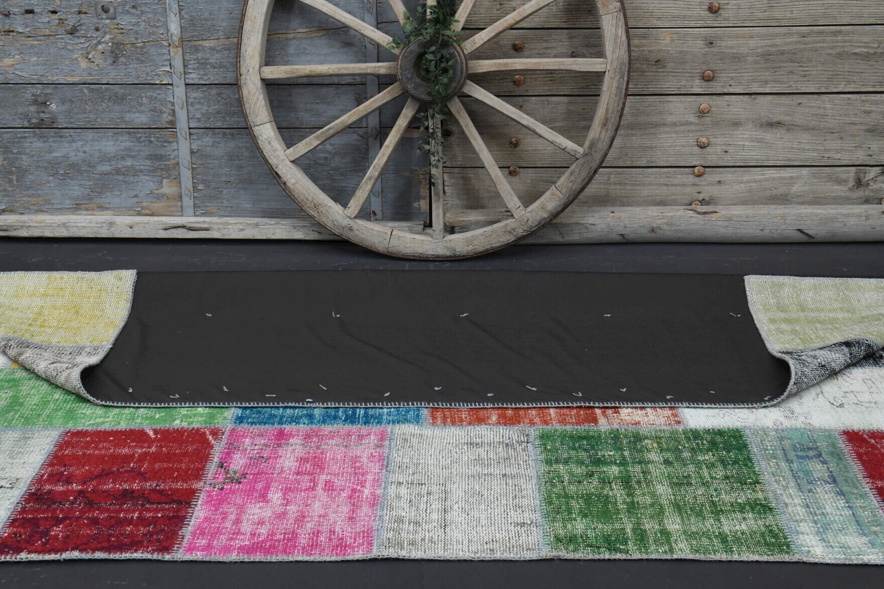 Handmade wool rug from Anatolia, Turkey – Patchwork Vintage Turkish Rug 6'8" x 9'10"
