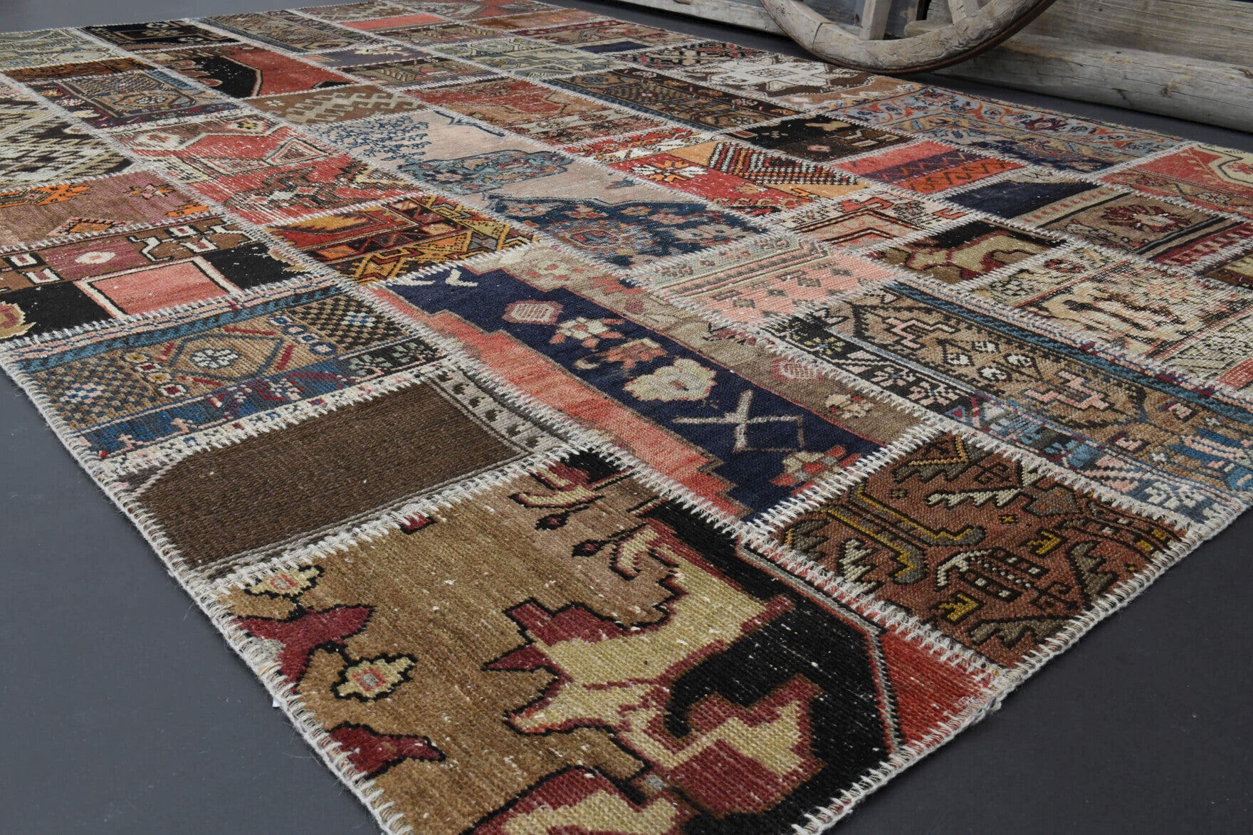 Azadeh rug: 1960s handmade Anatolian rug with oriental motifs and fabric backing