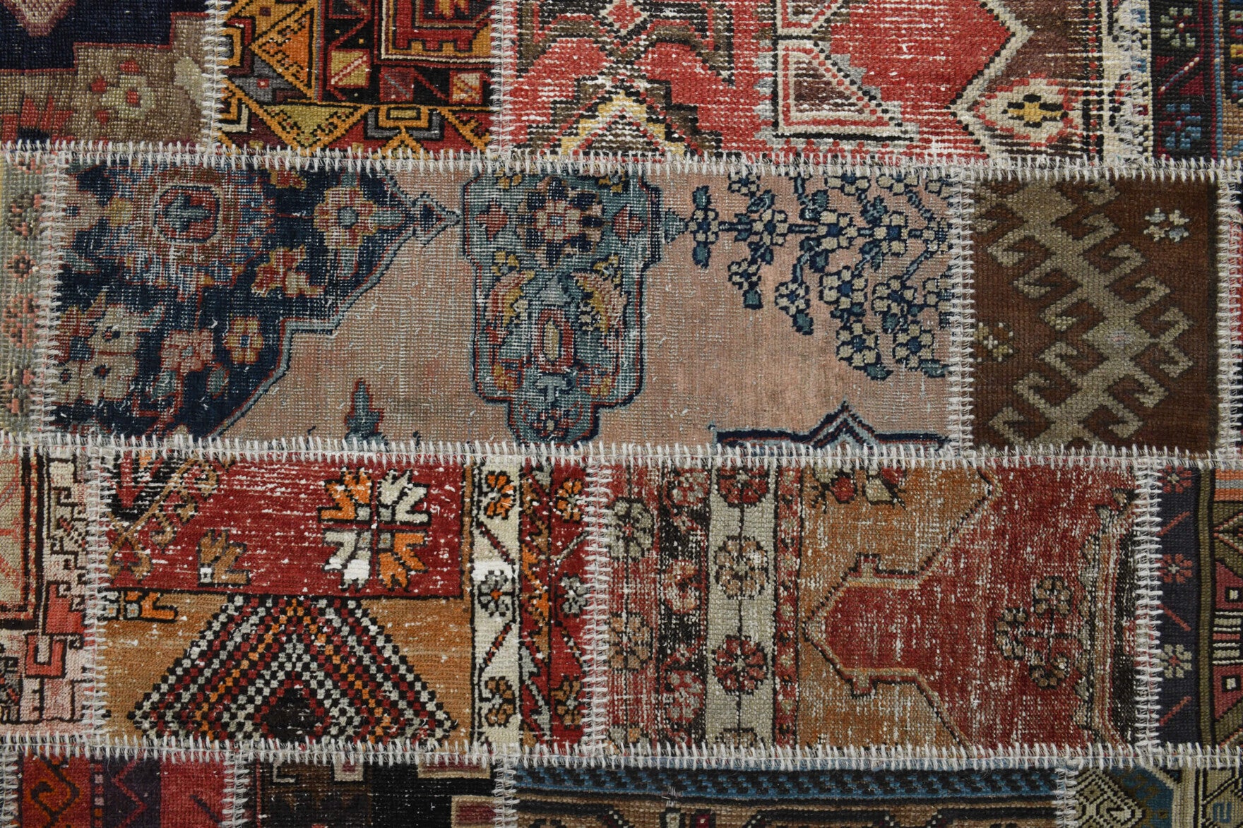 201x302 cm vintage patchwork Anatolian area rug – Azadeh, low pile, wool