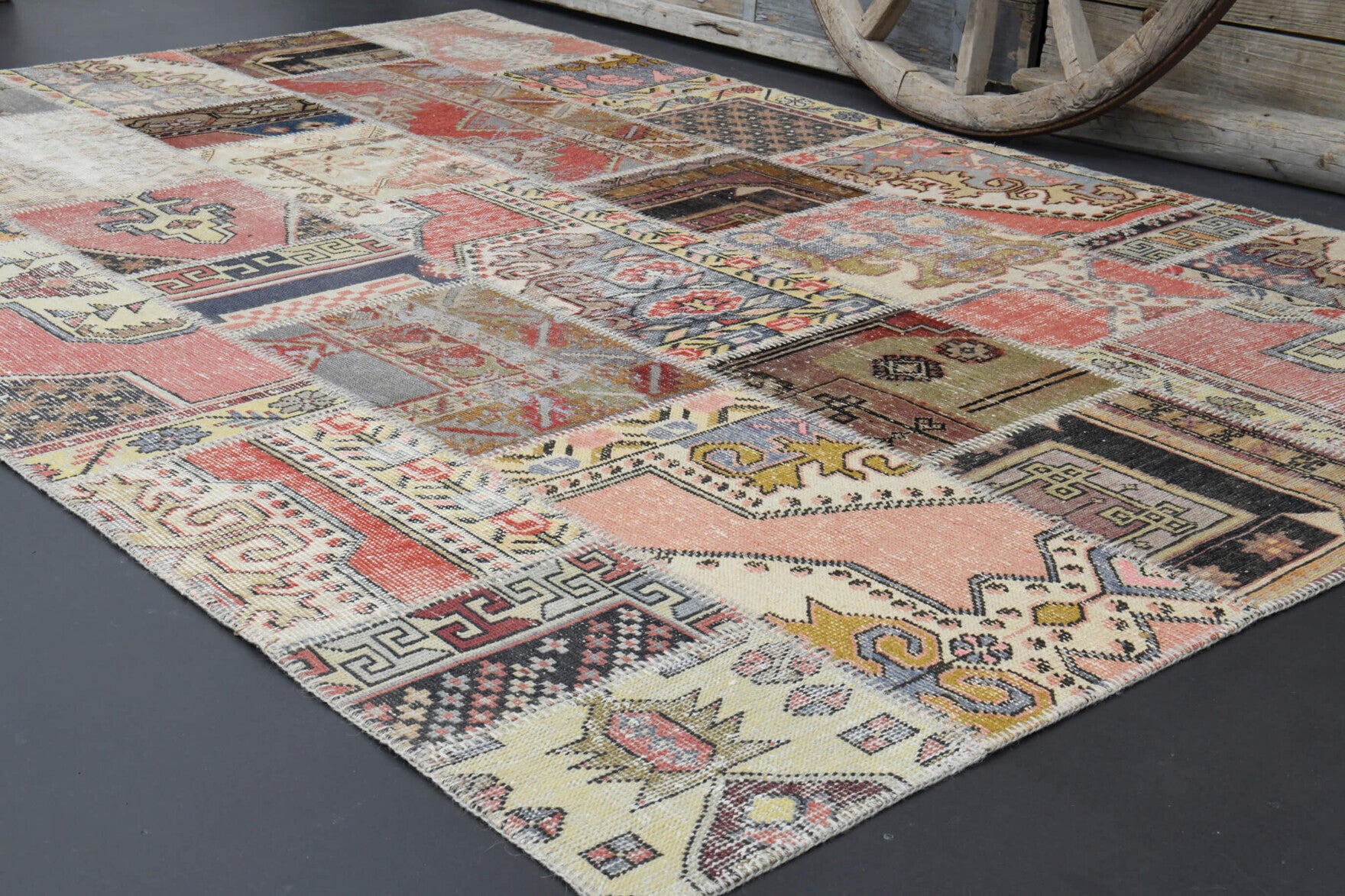 201x302 cm vintage patchwork Anatolian area rug – Aybuke, low pile, wool