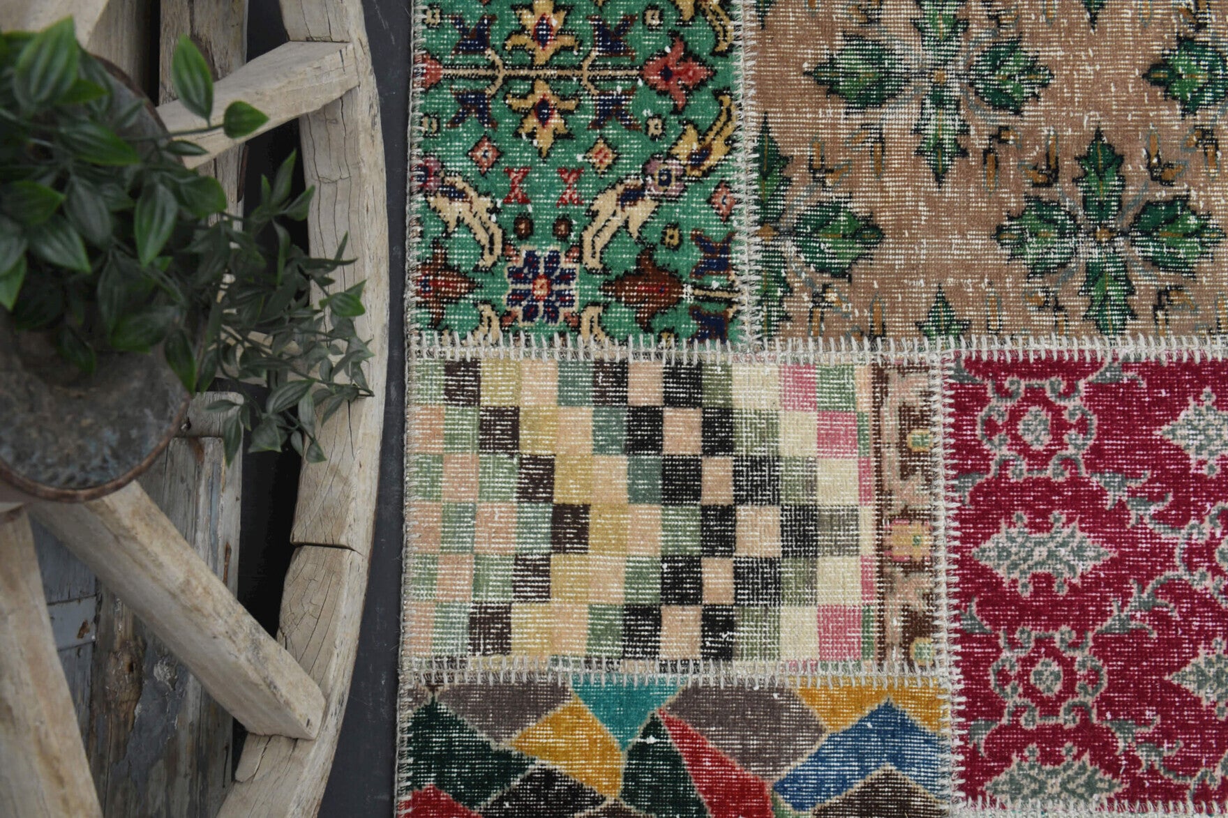 Handmade wool rug from Anatolia, Turkey – Handmade Vintage Patchwork Rug 6'6" x 9'9"