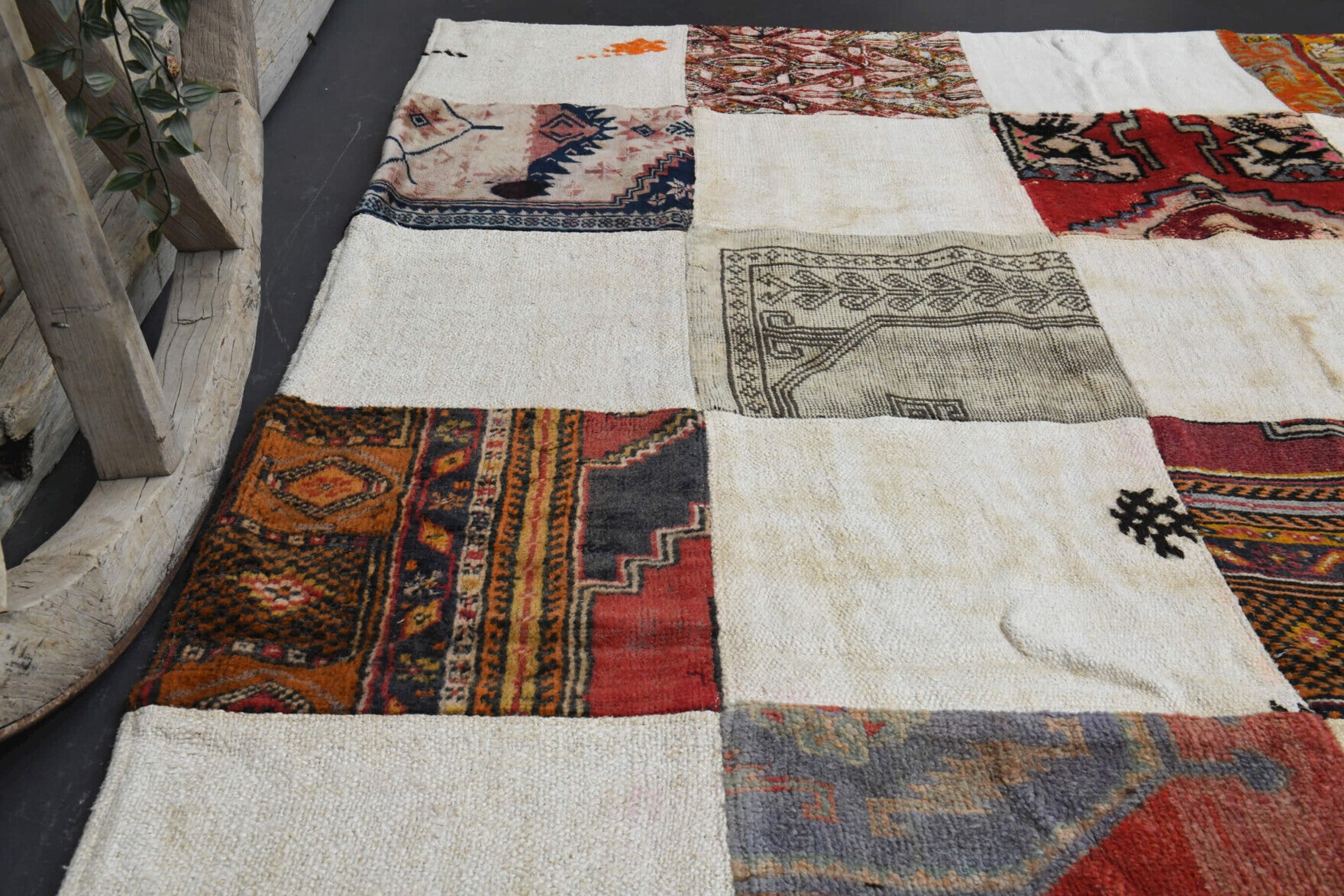 Handmade wool rug from Anatolia, Turkey – Handmade Vintage Patchwork Boho Rug 6'4" x 9'2"