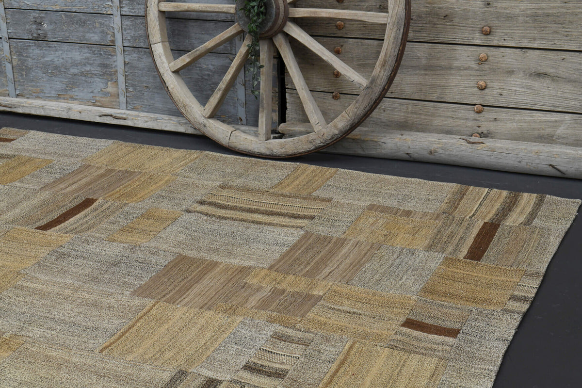 Handmade Vintage Kilim Area Rug