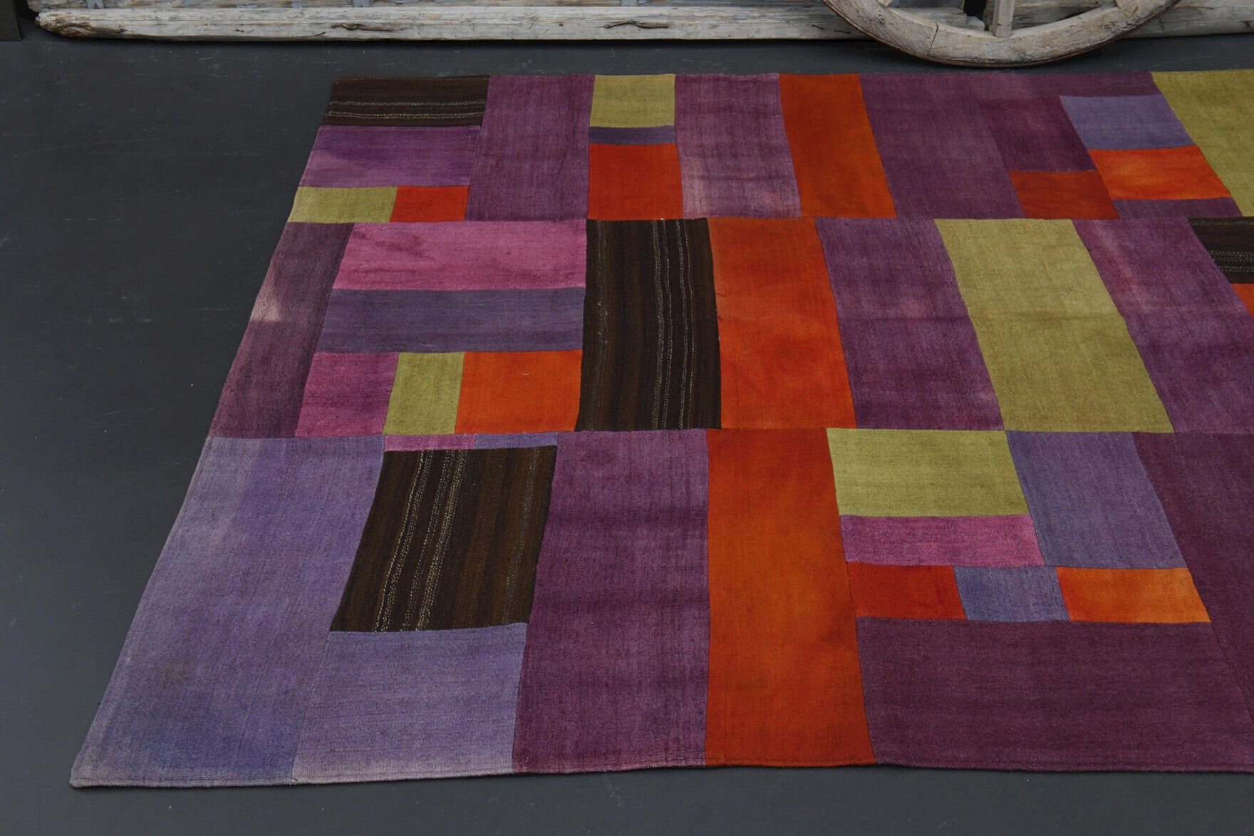 One-of-a-kind 1960s Anatolian vintage kilim rug in wool, 6'4" x 9'8"
